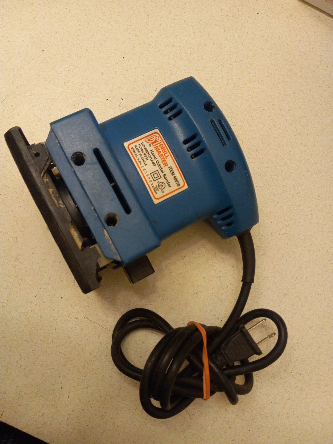 The listing is for:(1)Drill Master Hand Orbital Sander Item # 40070-no dust bag