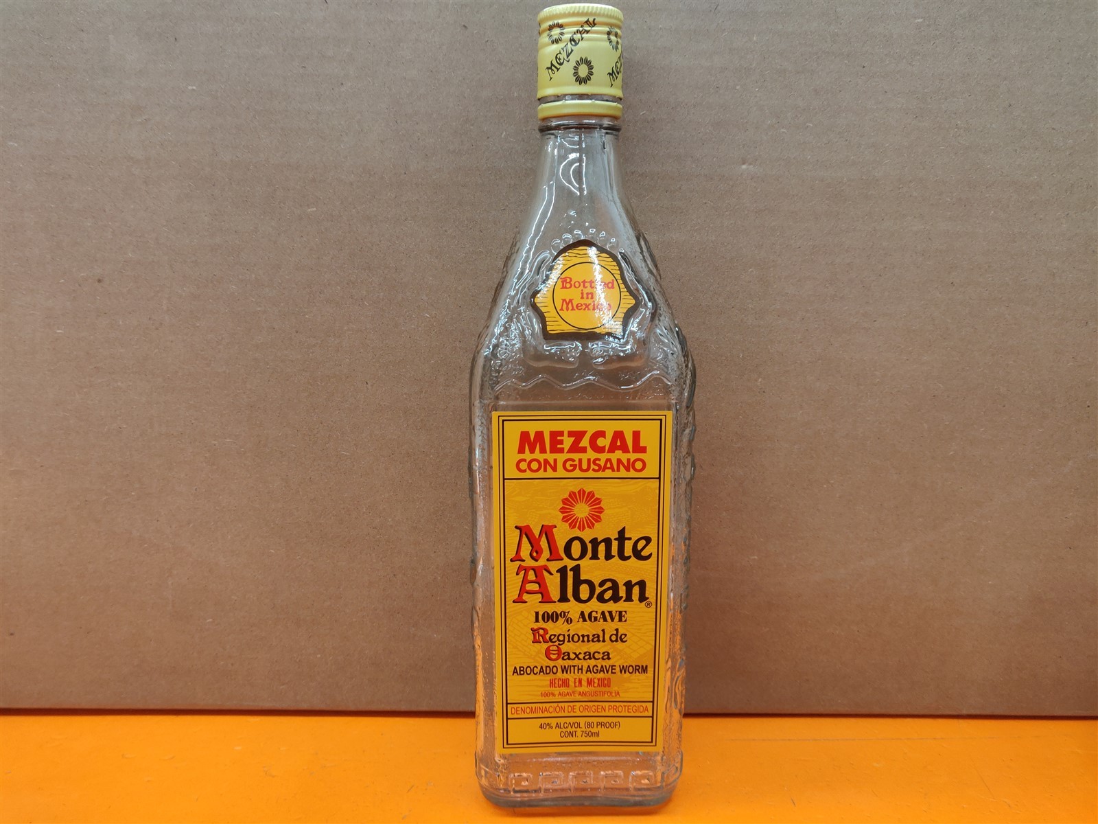 ⭐️⭐️⭐️⭐️⭐️ EMPTY 750mL Monte Alban Mezcal Embossed Glass Bottle for Crafts/Décor