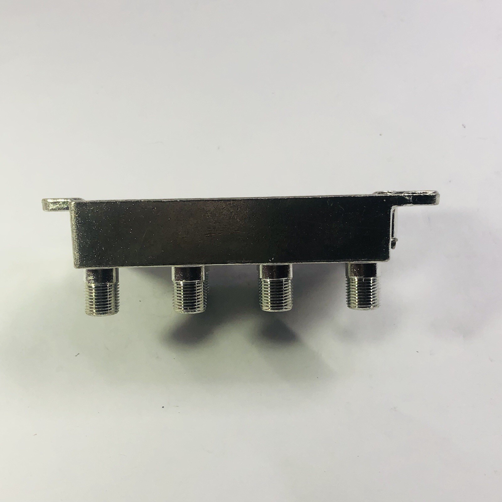 6-WAY SPLITTER MMC1006HA
