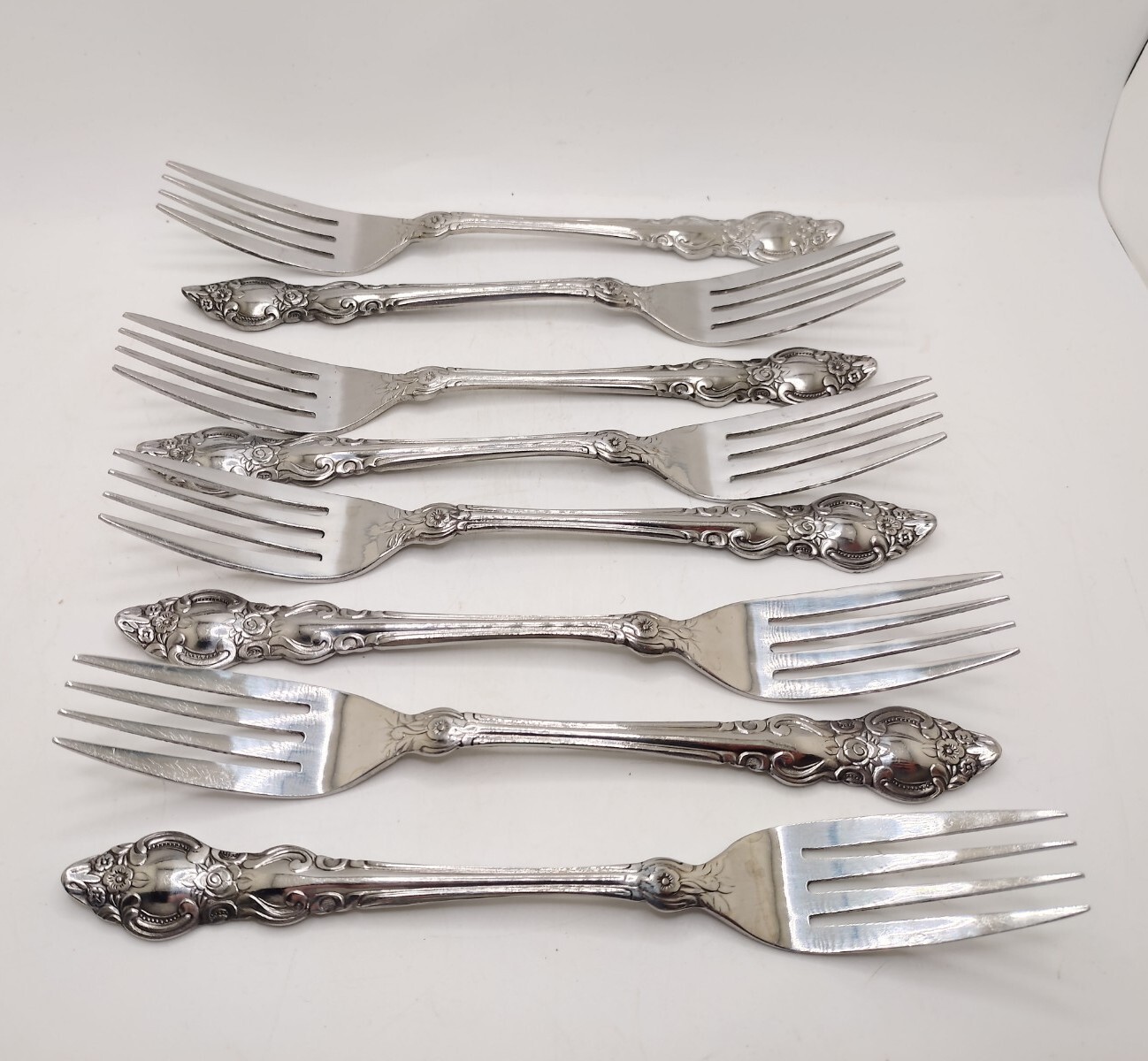 Vtg Stainless Steel Floral Scroll Edge Flatware Set Dillards Korea Retired 50pc