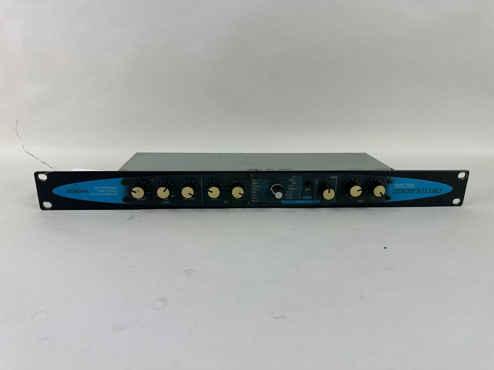 Zoom 1202 Multi-Effect Processor Untested