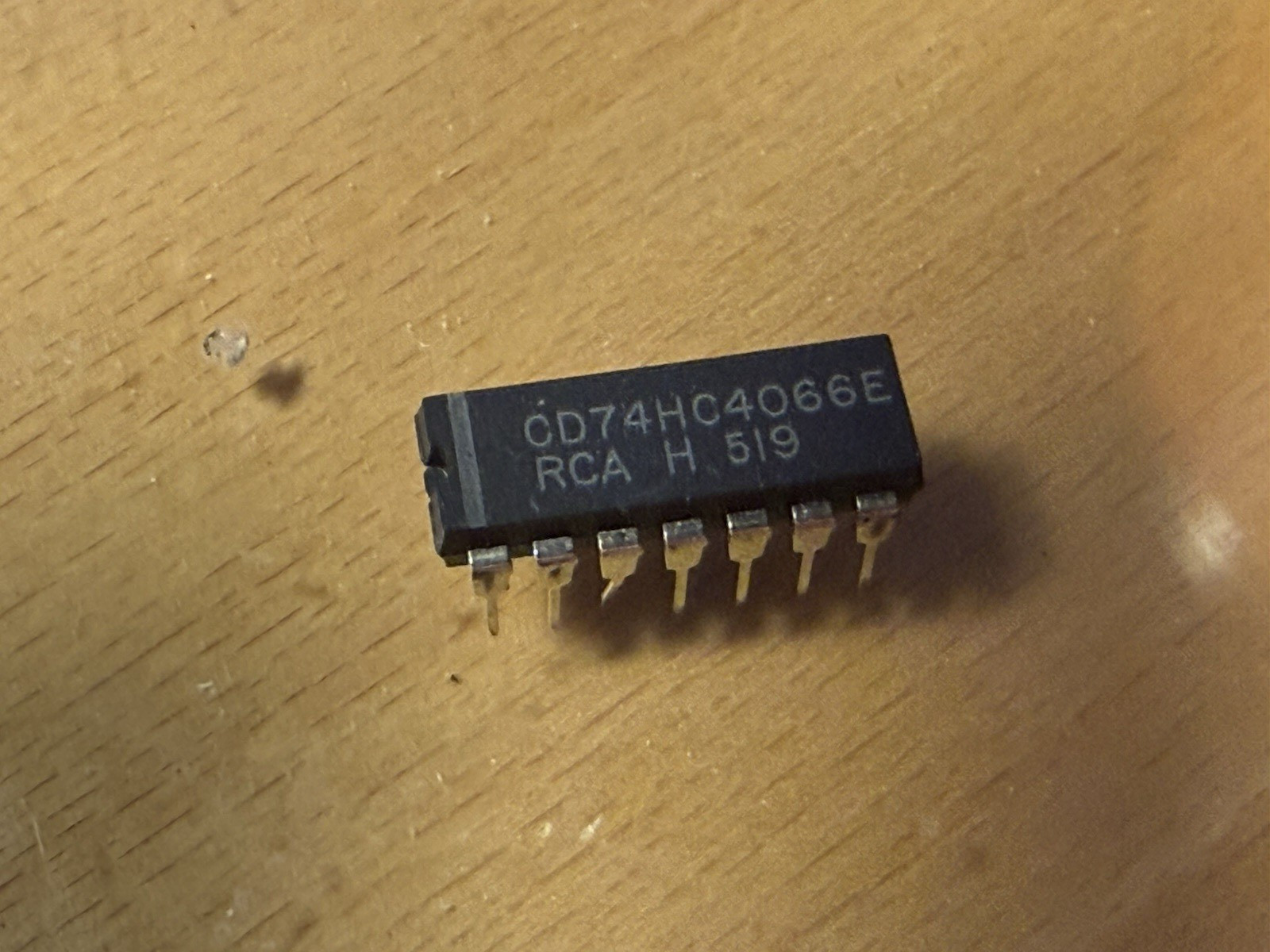 CD74HC4066E INTEGRATED CIRCUIT RCA