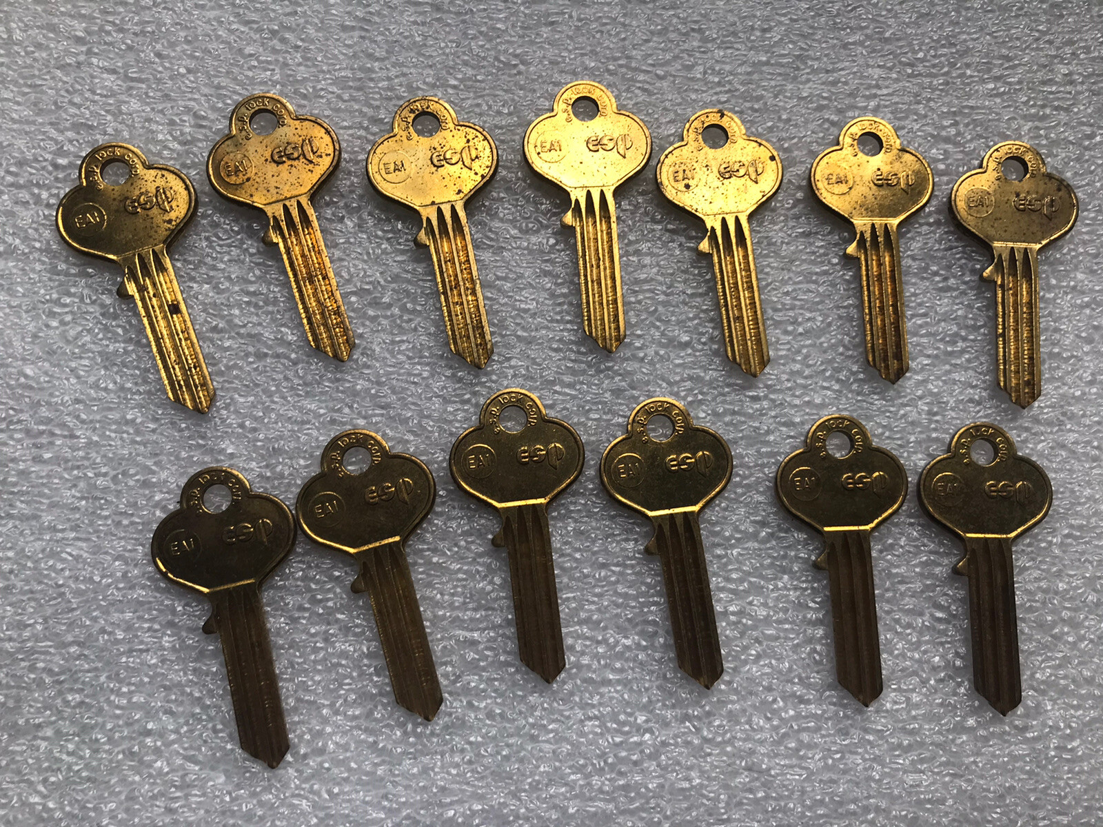 EA-1  Brass  key  blanks   EA1  locksmith         13 KEYS                   [T]
