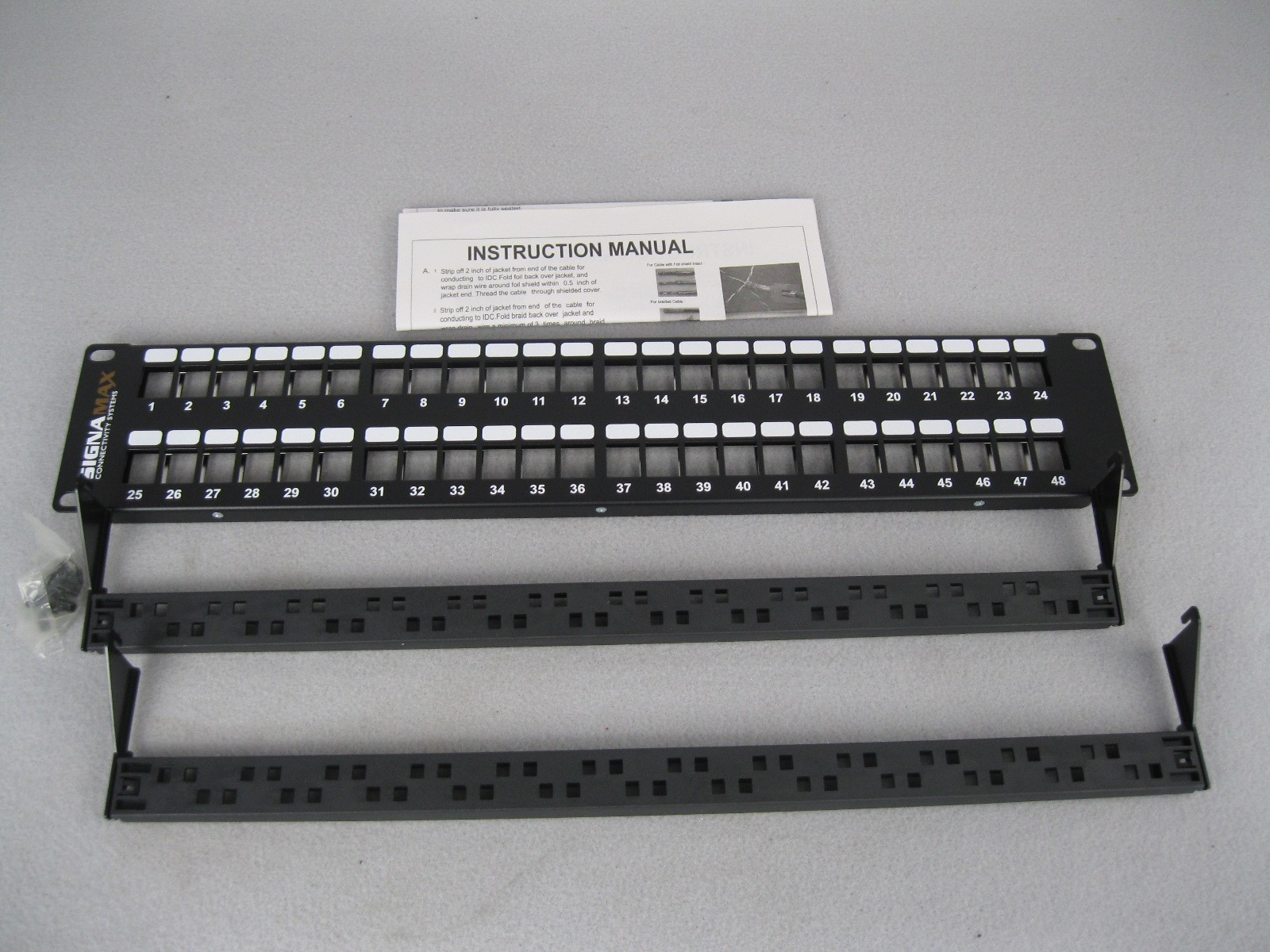 SignaMax 48U-HDMMP-C6 Panel 1.75 in. H 48 Port Category 6 Unloaded