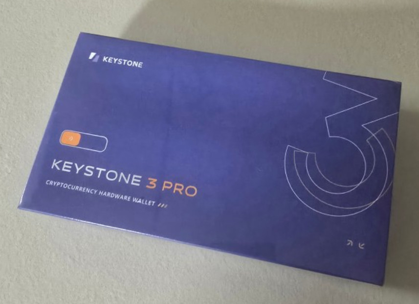 (100% Genuine) Keystone 3 Pro Hardware Wallet equipped with Three Security Chips