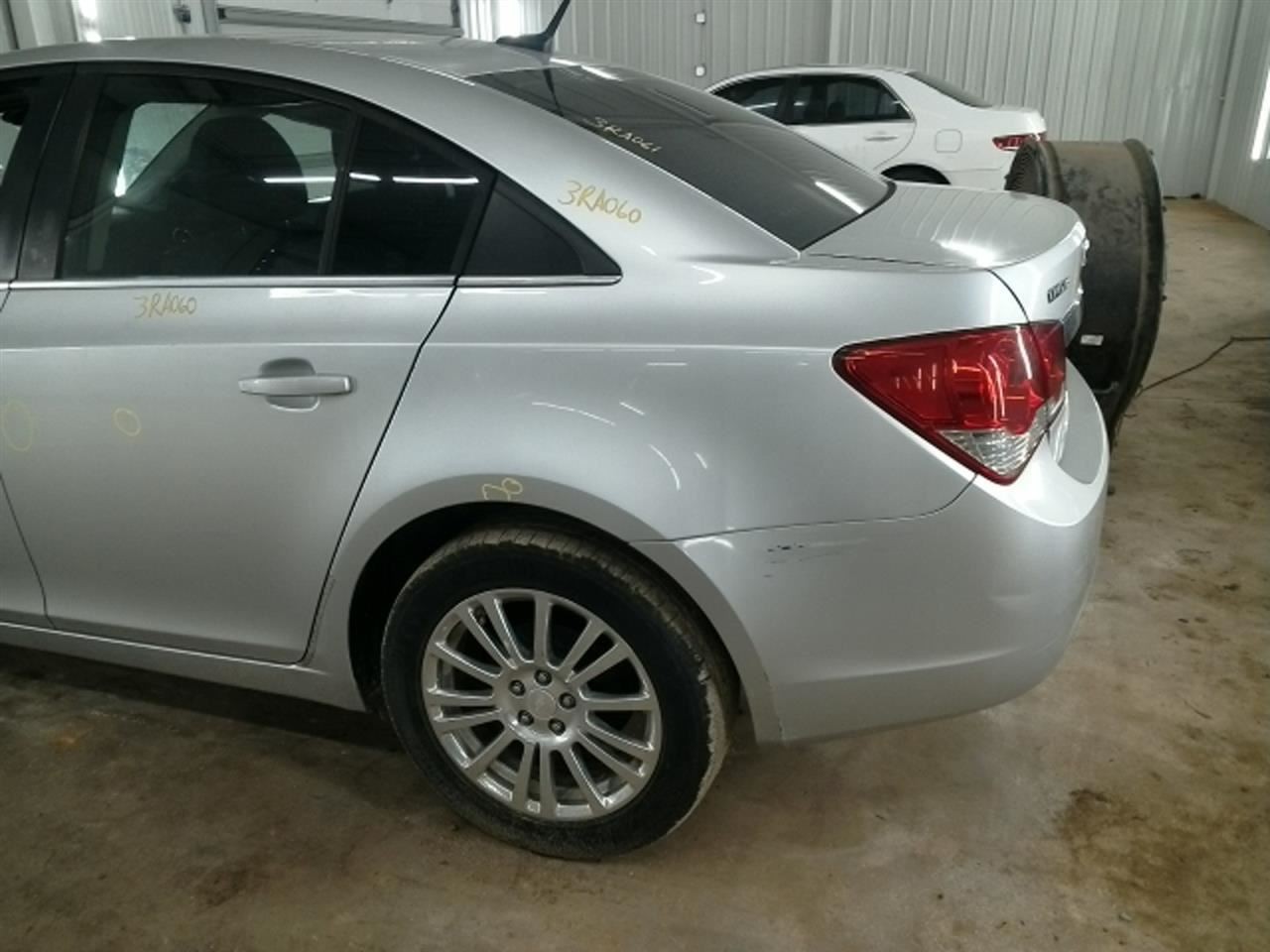 CRUZE 2013 Antenna 104797551