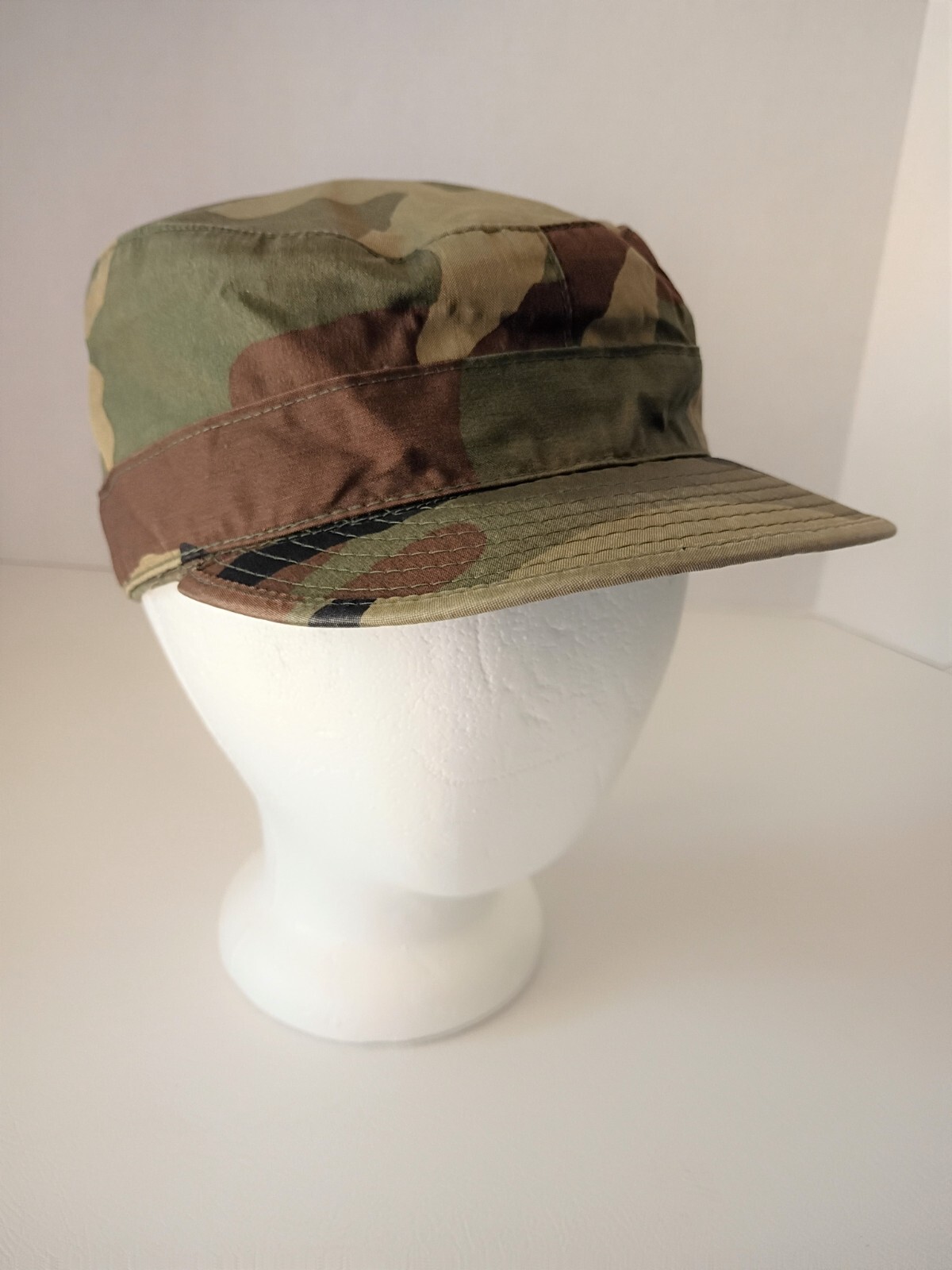 US Military Vtg 1996 Lightweight Army Class 1 Camouflage Cap with Ear Flaps EUC
