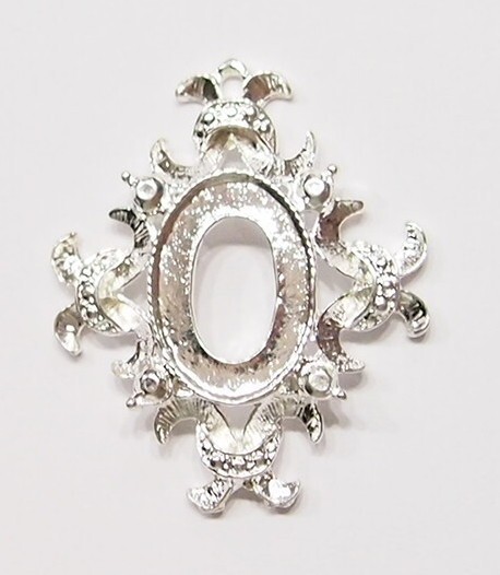 10 of 18x13mm Shiny Silver  Victorian Le Fleur Beaded Pendant Settings 37x31mm