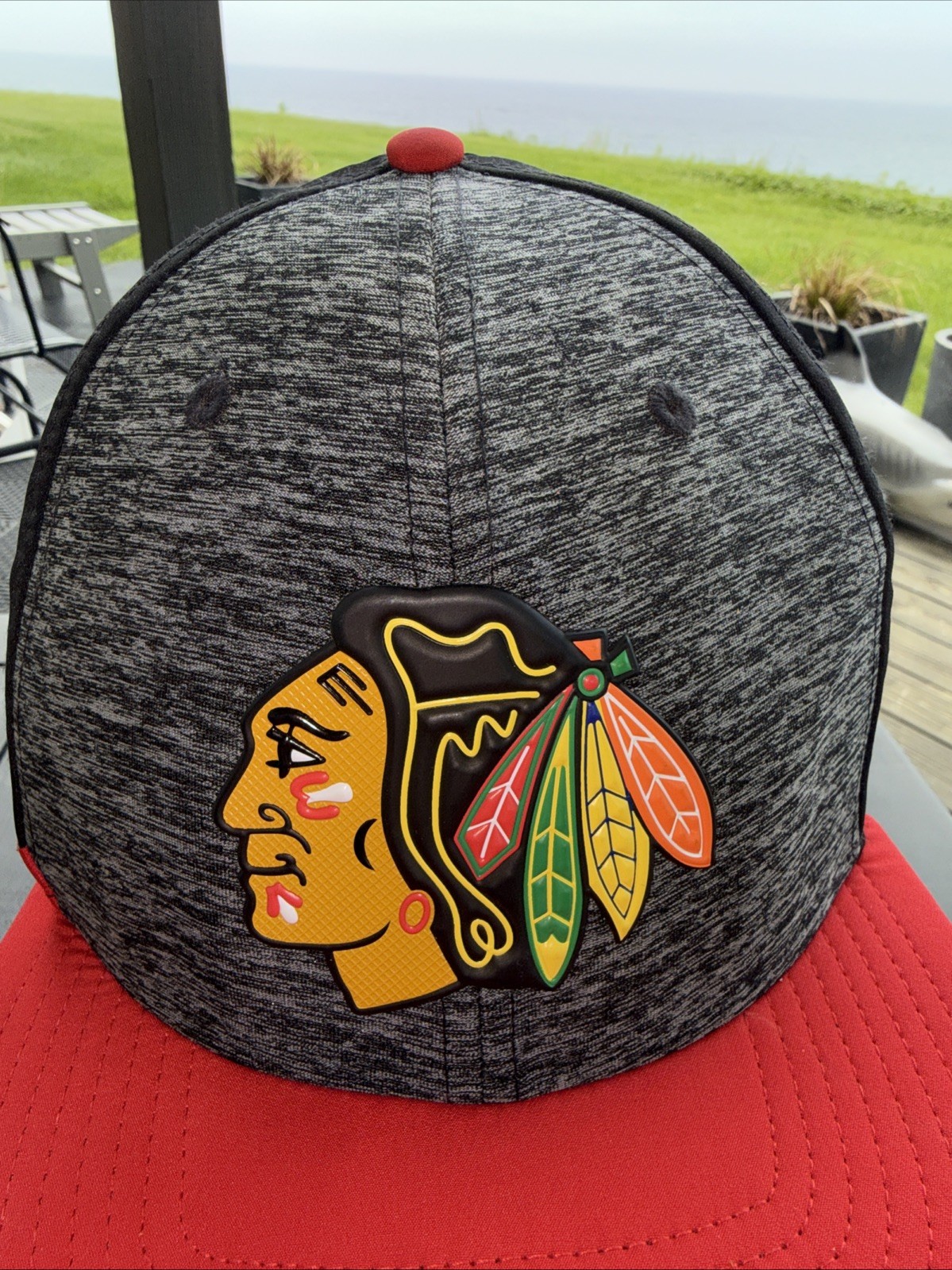 Chicago Black Hawks Head Logo on Black & Heather Gray Hat Cap Red Bill Snapback