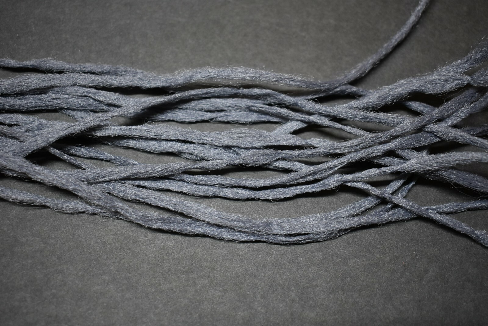 15 DARK GRAY GREY Polypropylene Polypro Poly Yarn / Parachute Posts Fly Tying