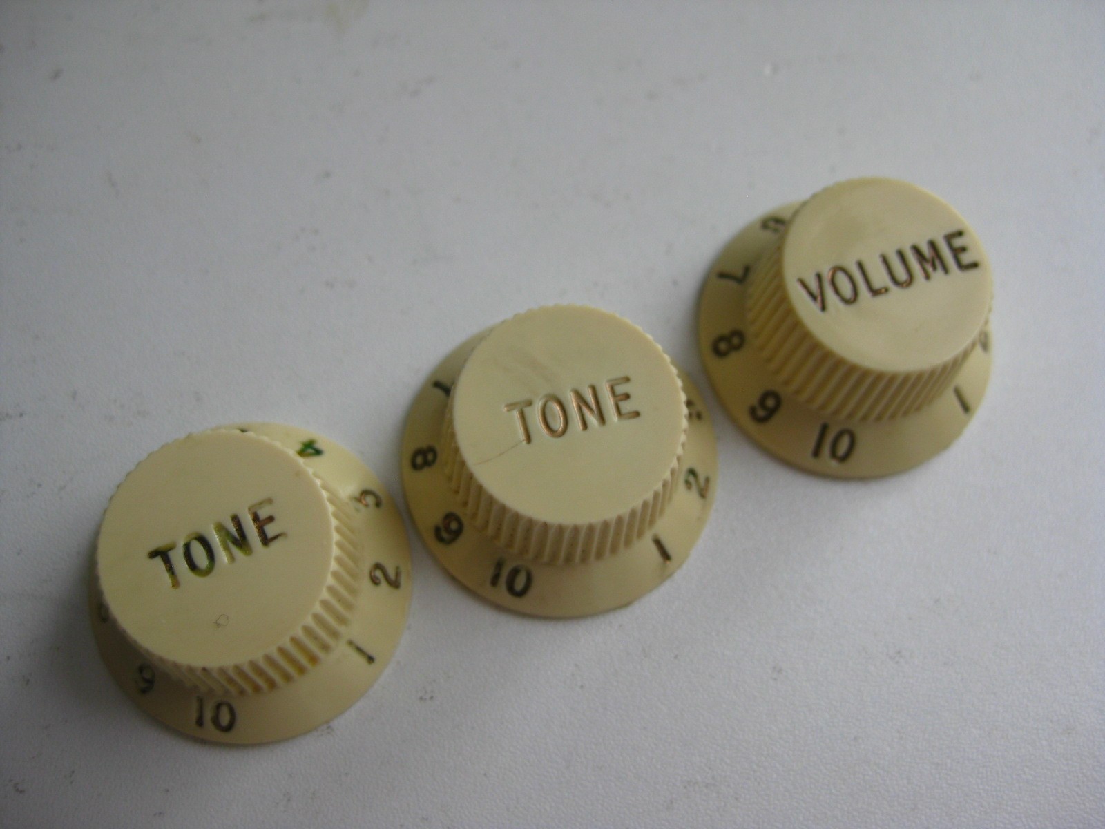 Vintage 80's Fender Stratocaster Guitar Knobs Set for Project Upgrade