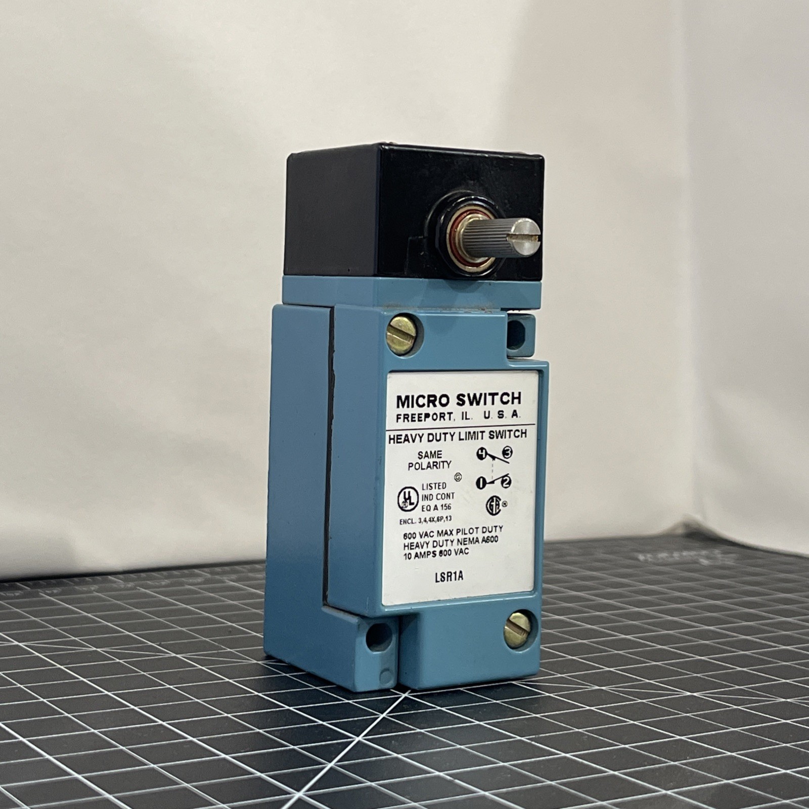 Honeywell Micro Switch LSR1A Heavy Duty Limit Switch Side Rotary 10A 600V USA