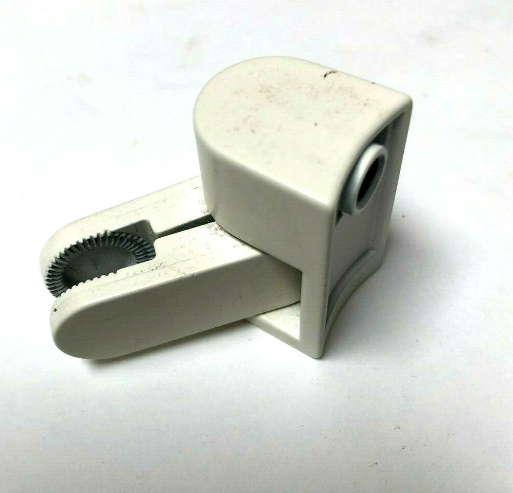 1x Original Bose UB-20 Wall Mount Part As Pictured UB-20B (White)
