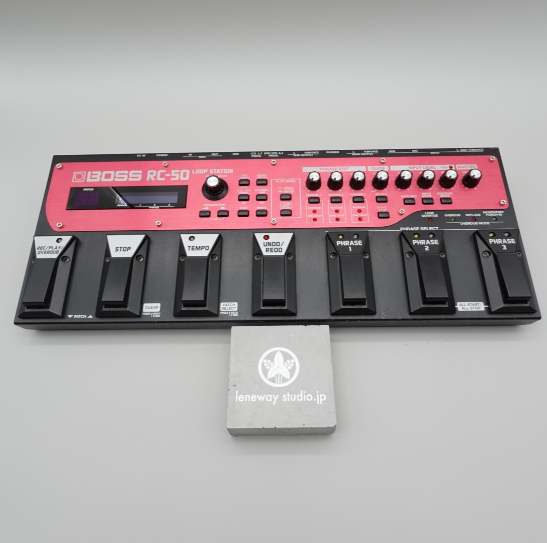 BOSS RC-50 Loop Station Looper Guitar Effects Pedal Good
