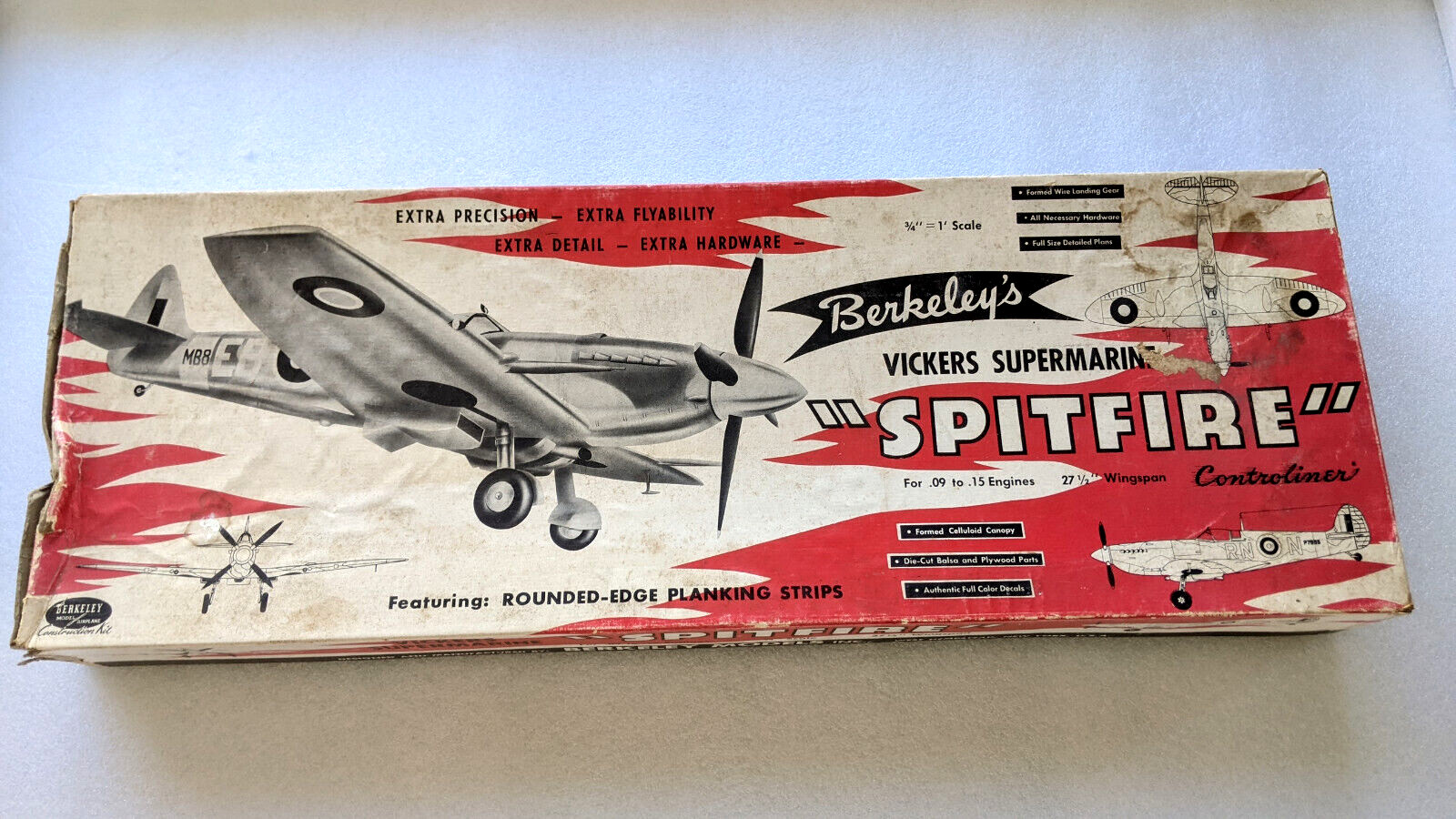 Berkeley's Supermarine SPITFIRE WWII Vintage R/C Control Line Model Airplane Kit