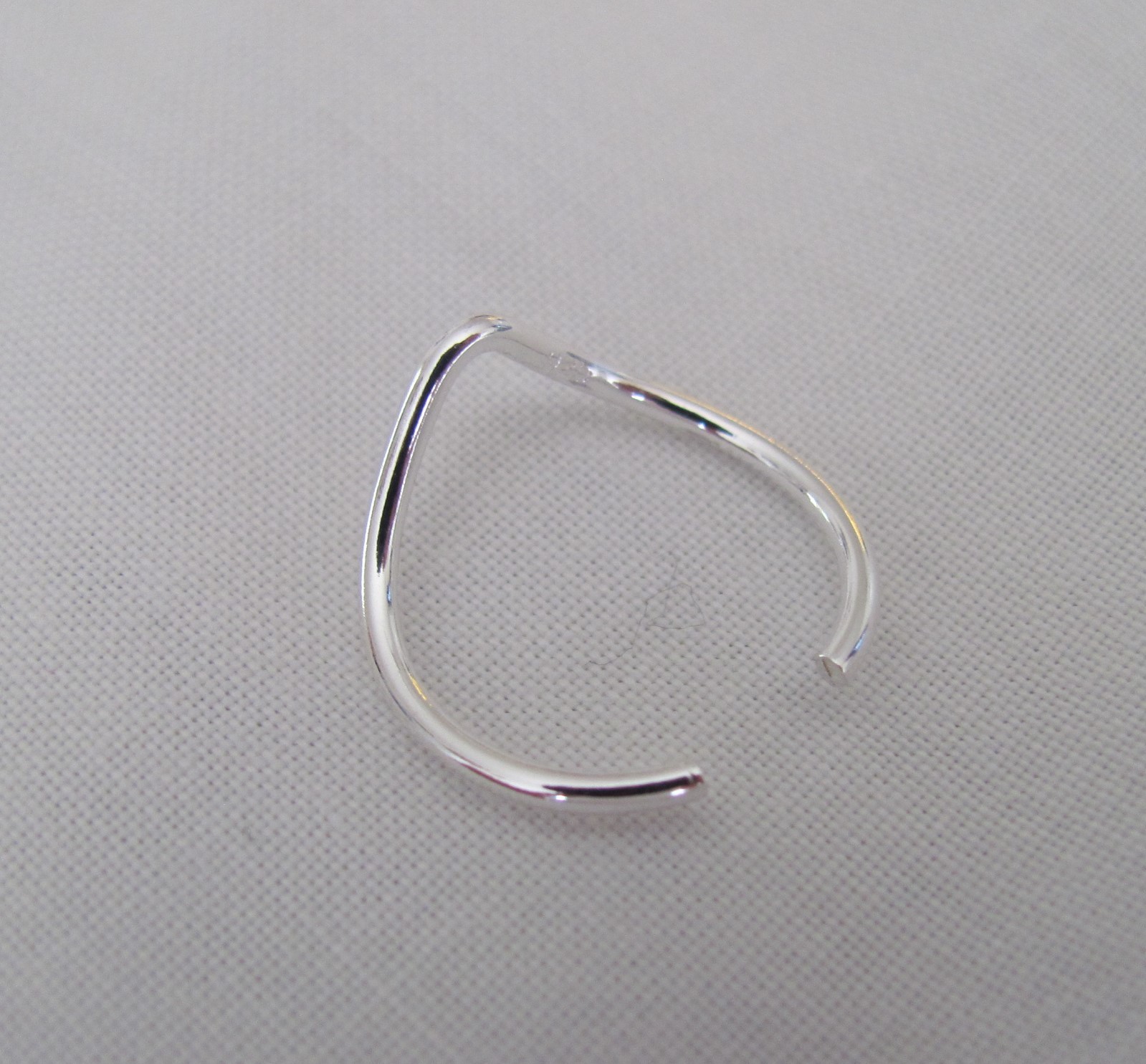 Sterling Silver dainty round plain V band adjustable toe ring