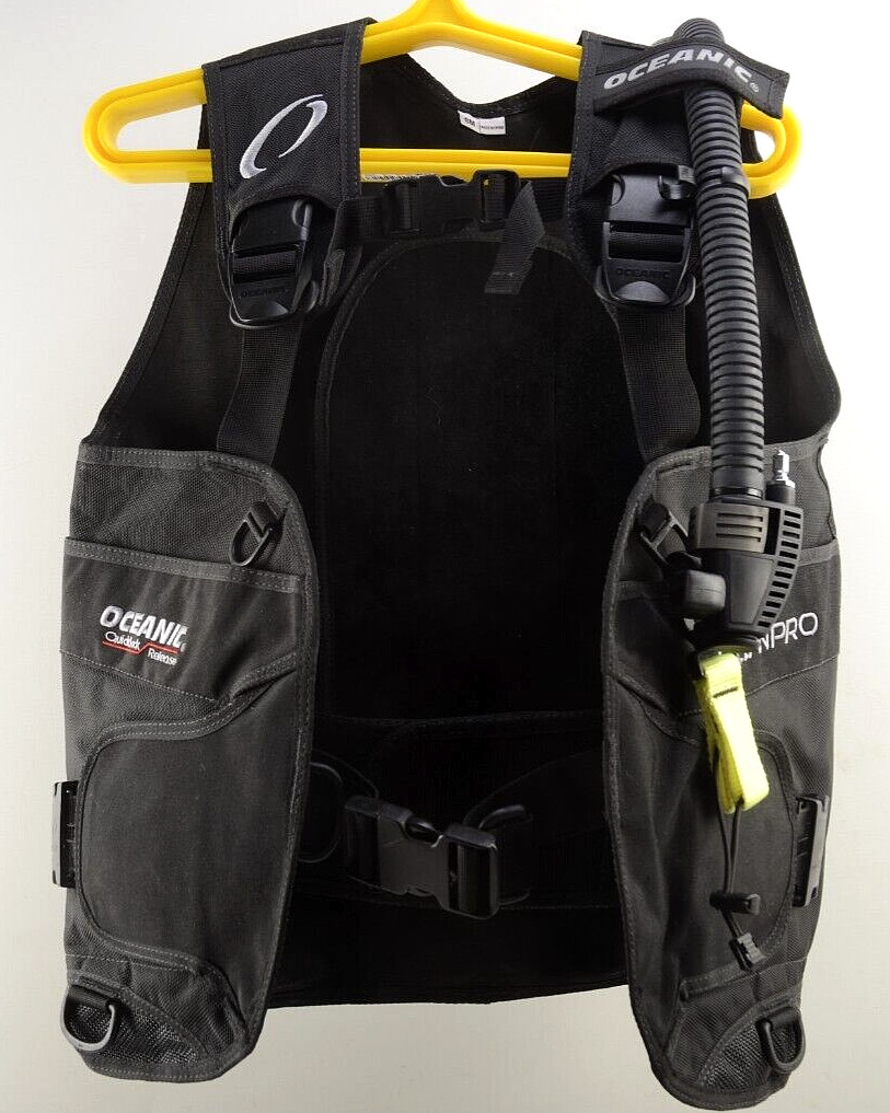 Oceanic Oceanpro BCD w/o Integrated Weight Size Small (see size chart below) EUC