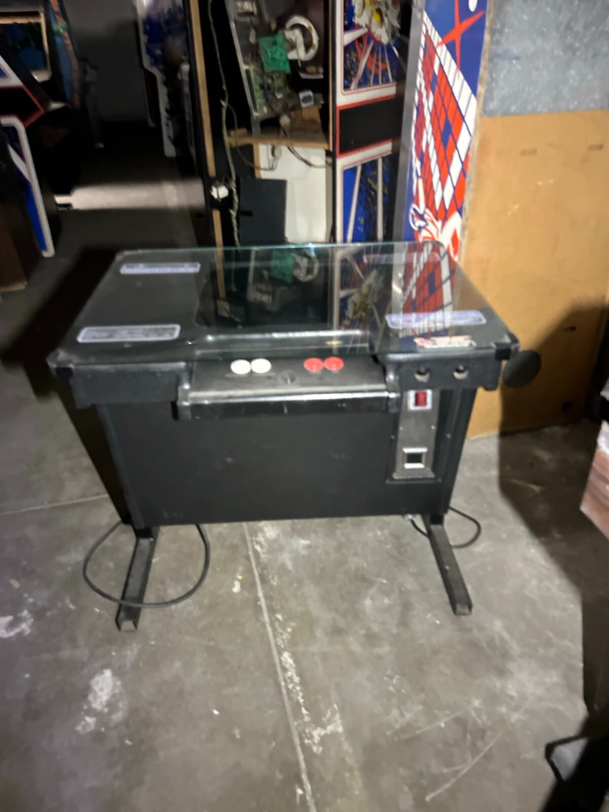 Asteroids arcade game table. Working good.