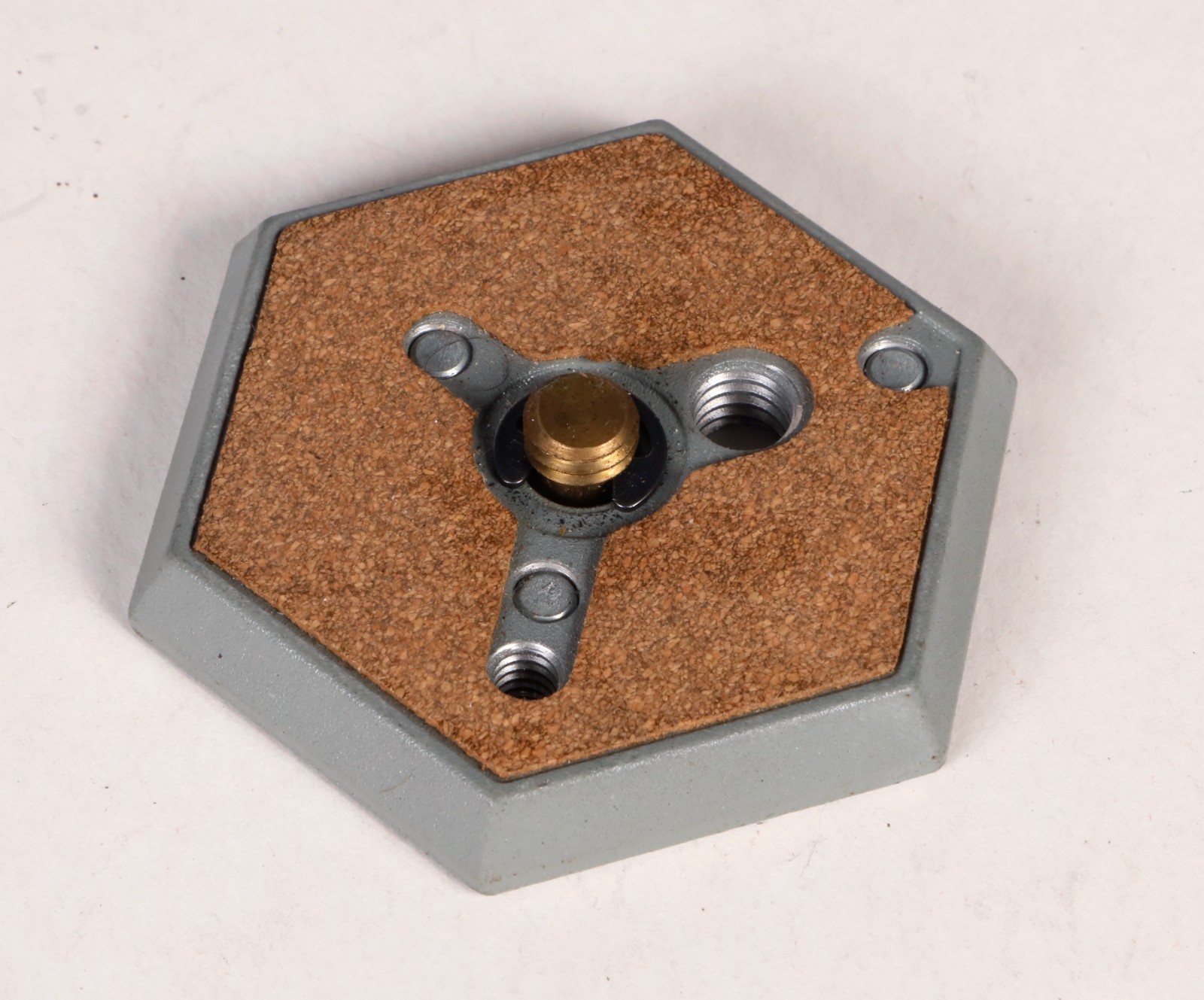 Bogen Manfrotto Hexagonal Quick Release Camera Plate w/ 3/8"  Screw larger size