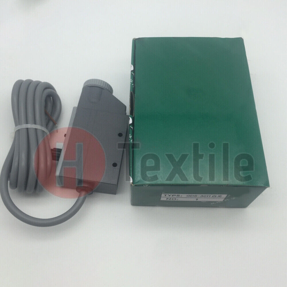 1PCS For Color Sensor GDS-3011W GDS3011W