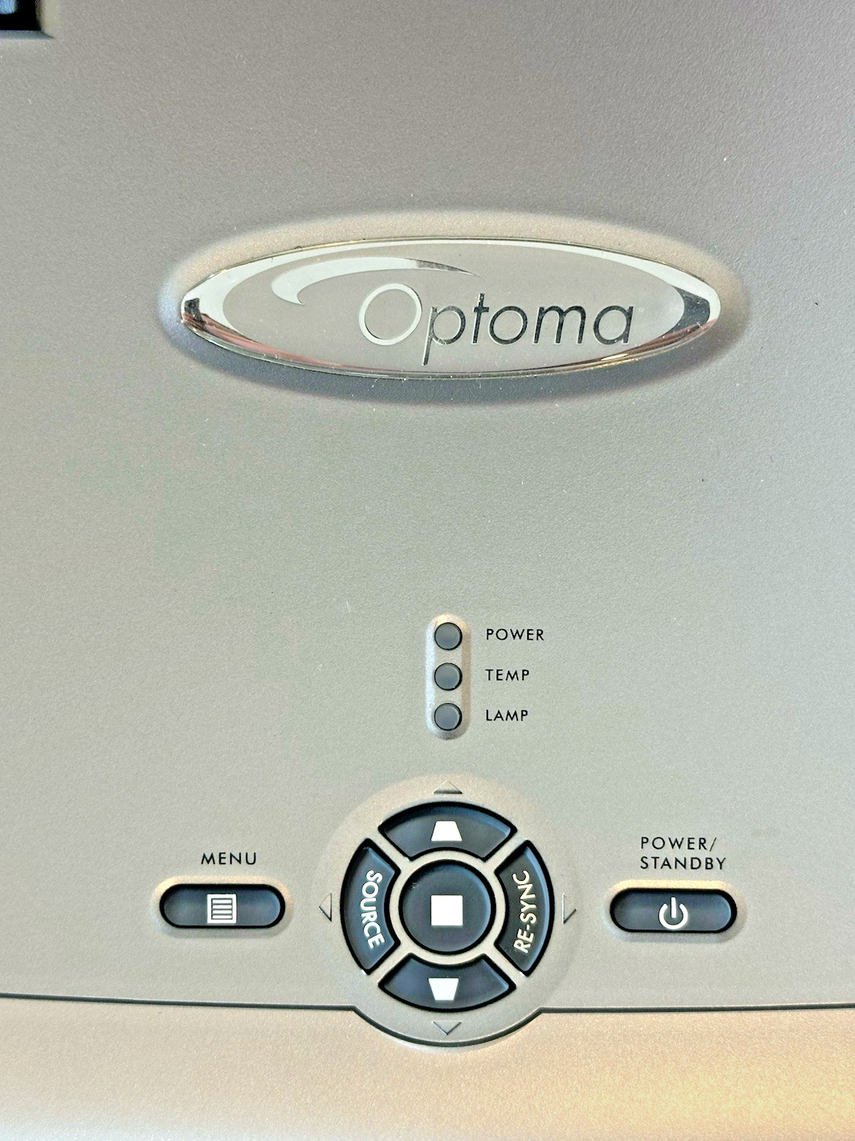 Optoma DLP Projection Display Model EP719 DLP Projector With Case Wires Remote