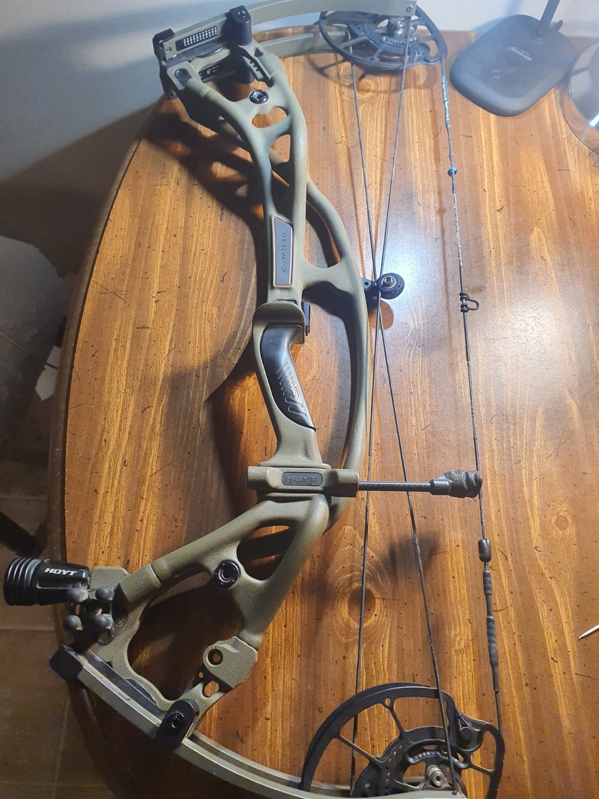 Hoyt Carbon RX5 Wilderness Green 70lbs #3 Mods (Need New Strings)