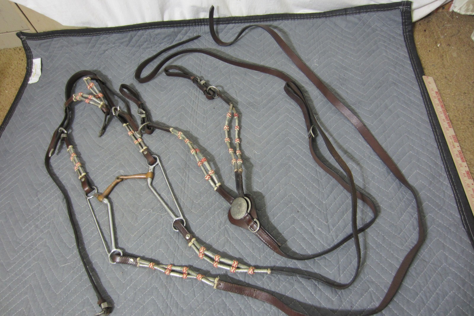 Vintage Leather Horse Show Bridle Matching Headstall Reins Breastcollar Bit