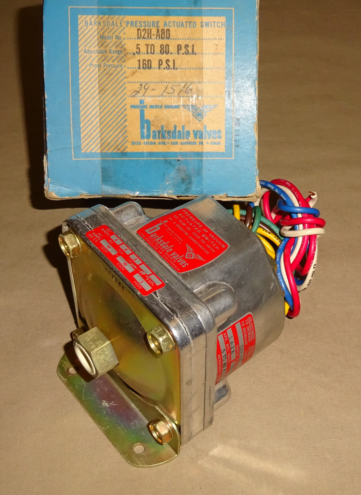 Barksdale D2H-A80 Pressure Switch D2HA80 .5 to 80 PSI Adjustable Range NEW