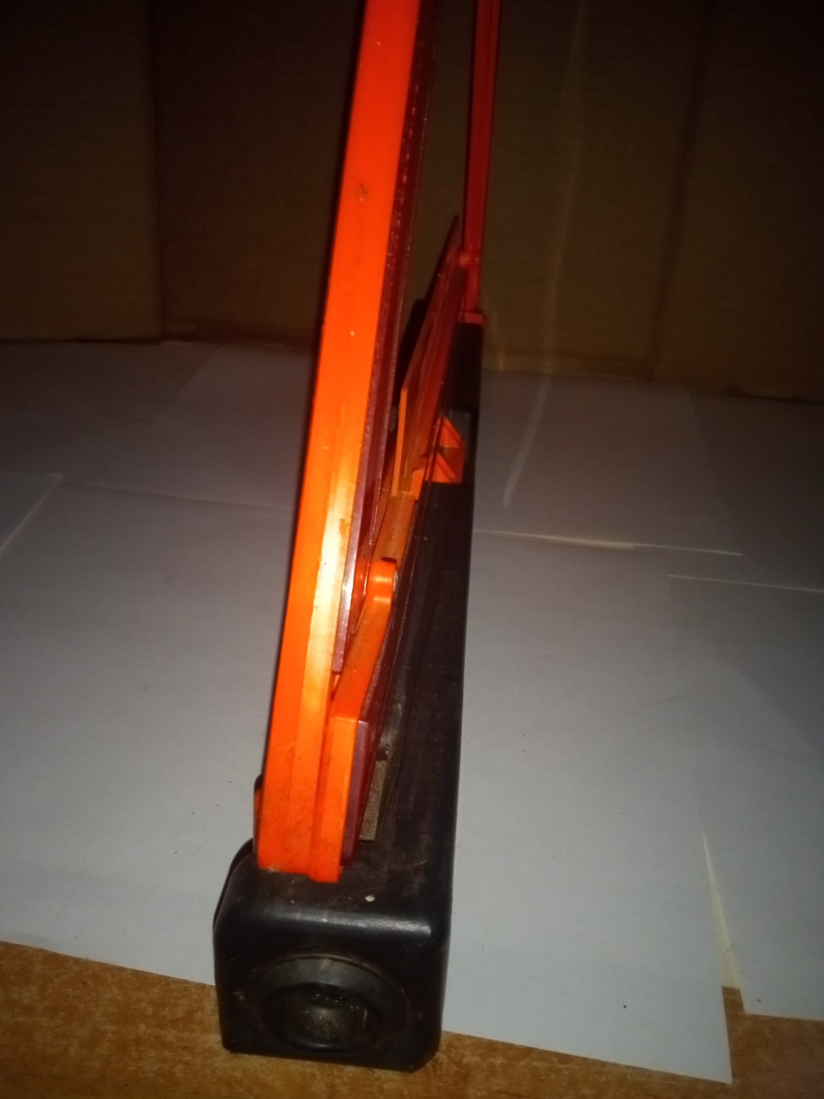 Fleetrite Trikit Heavy-duty Roadside Warning Triangle Flare Kit With Box