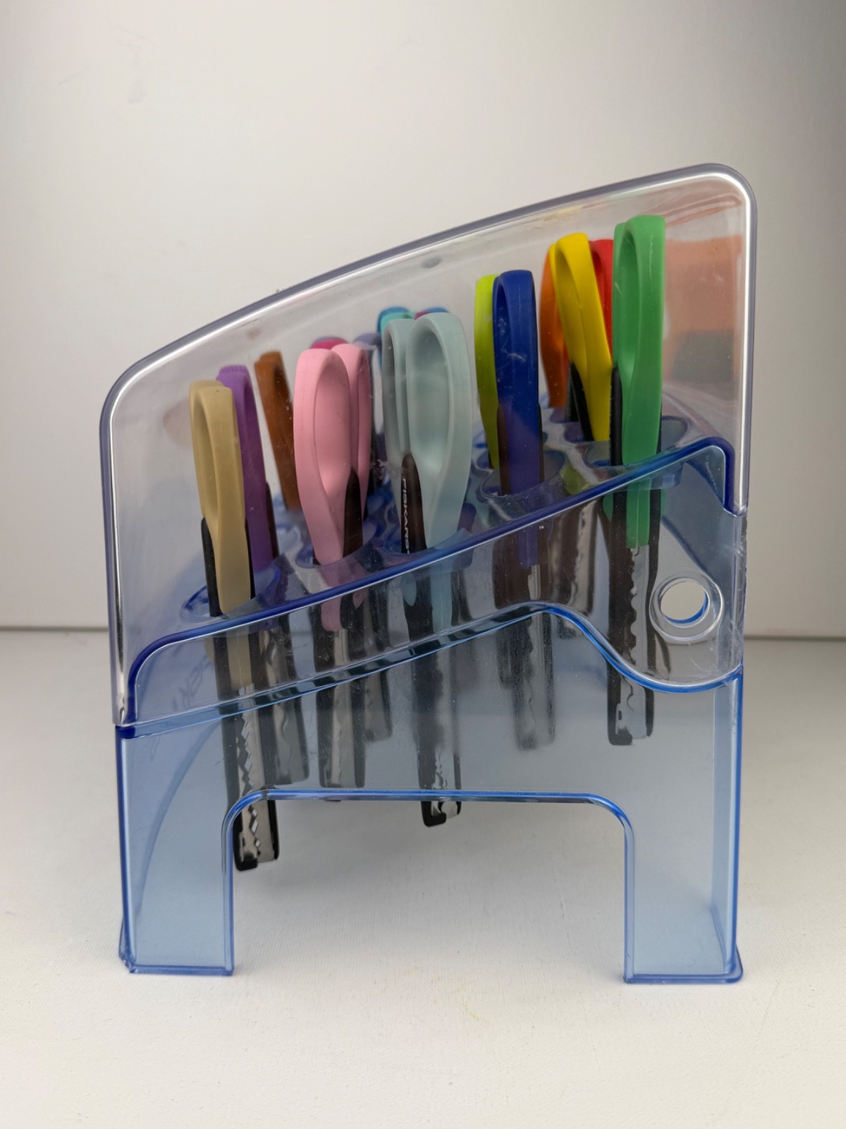 Fiskars Paper Edgers Decorative Scissors Set w Storage Case Scrapbooking