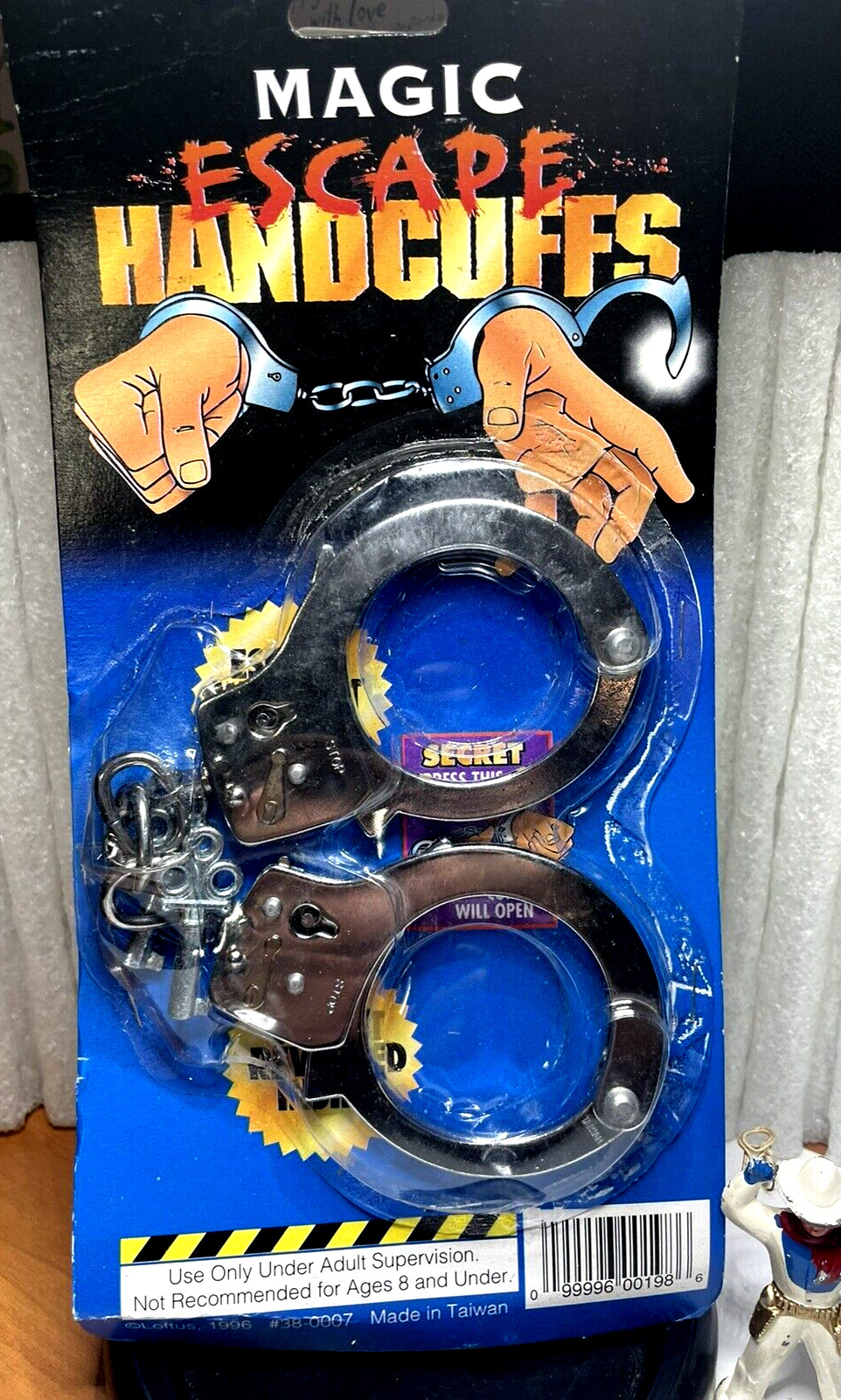 Magic Escape Handcuffs ~ Magicians Escape Novelty Toy Handcuffs ~ Button Release