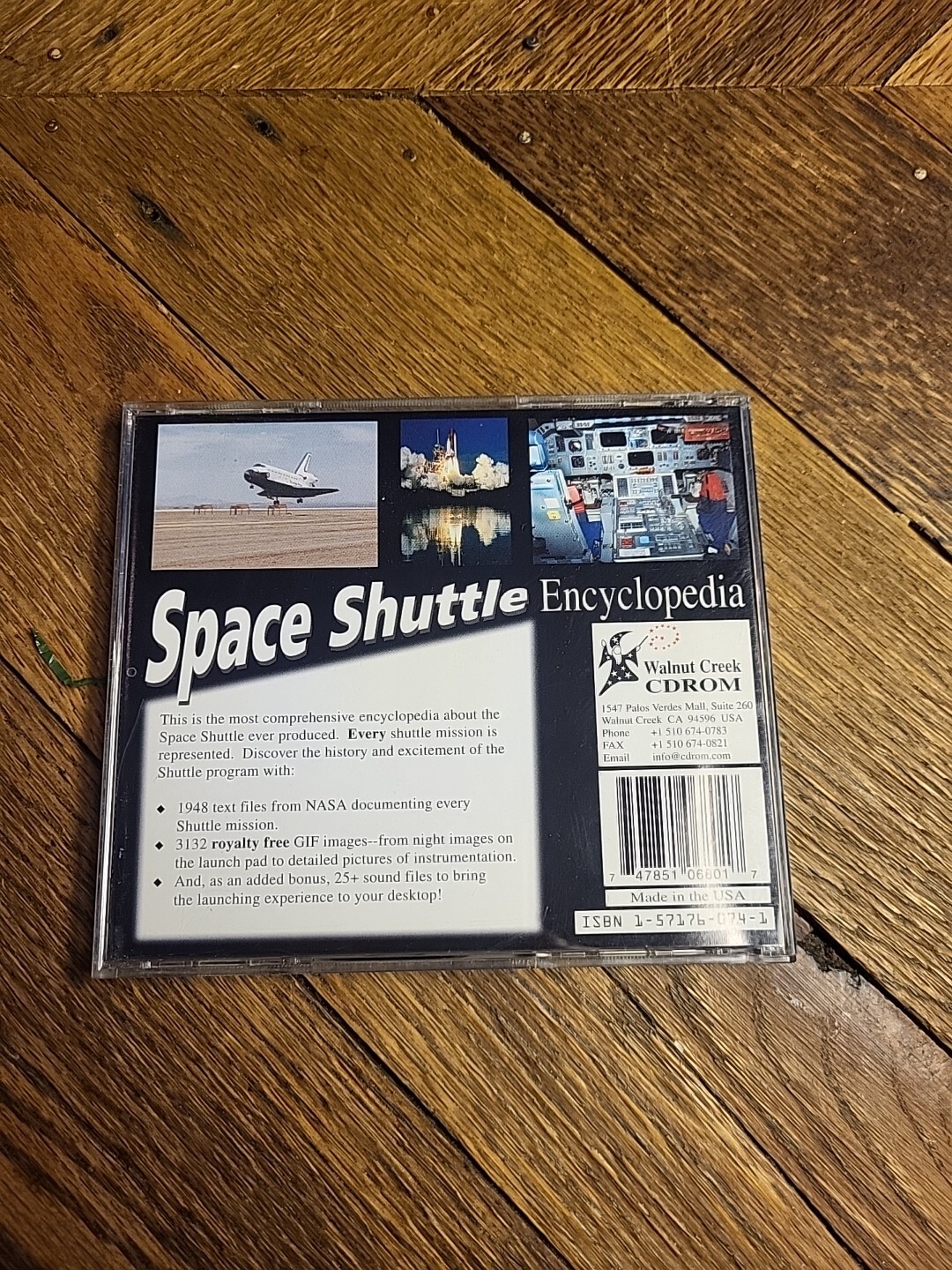 CD-ROM - Space Shuttle Encyclopedia DOS - Walnut Creek
