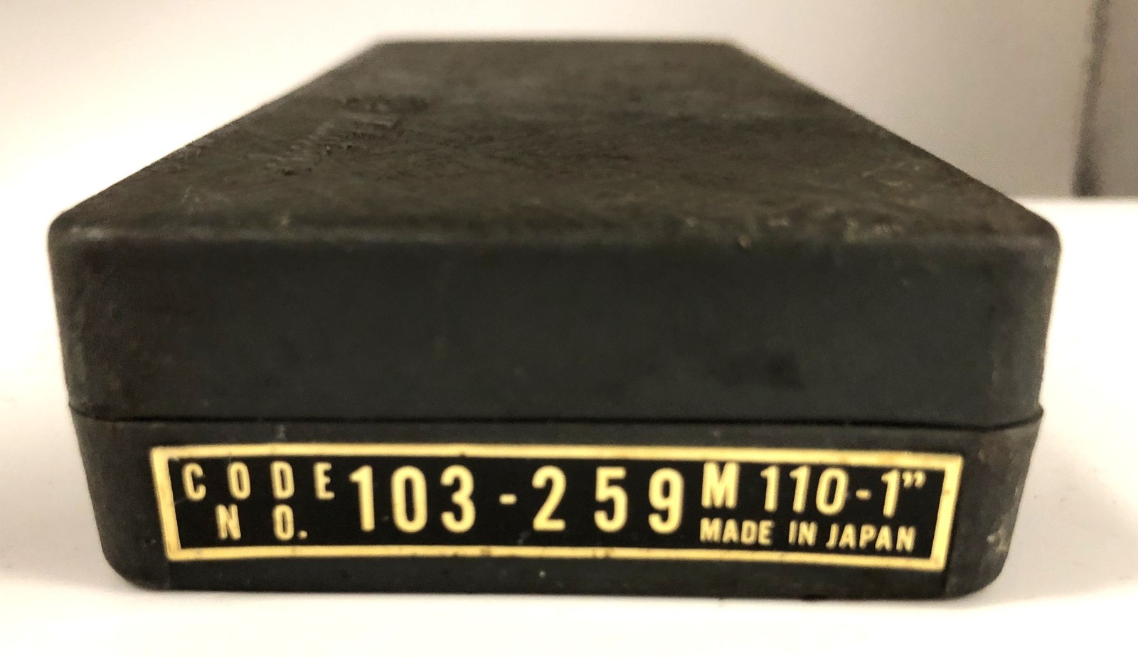 Mitutoyo Outside Micrometer – Model 103-259 0–1" Range