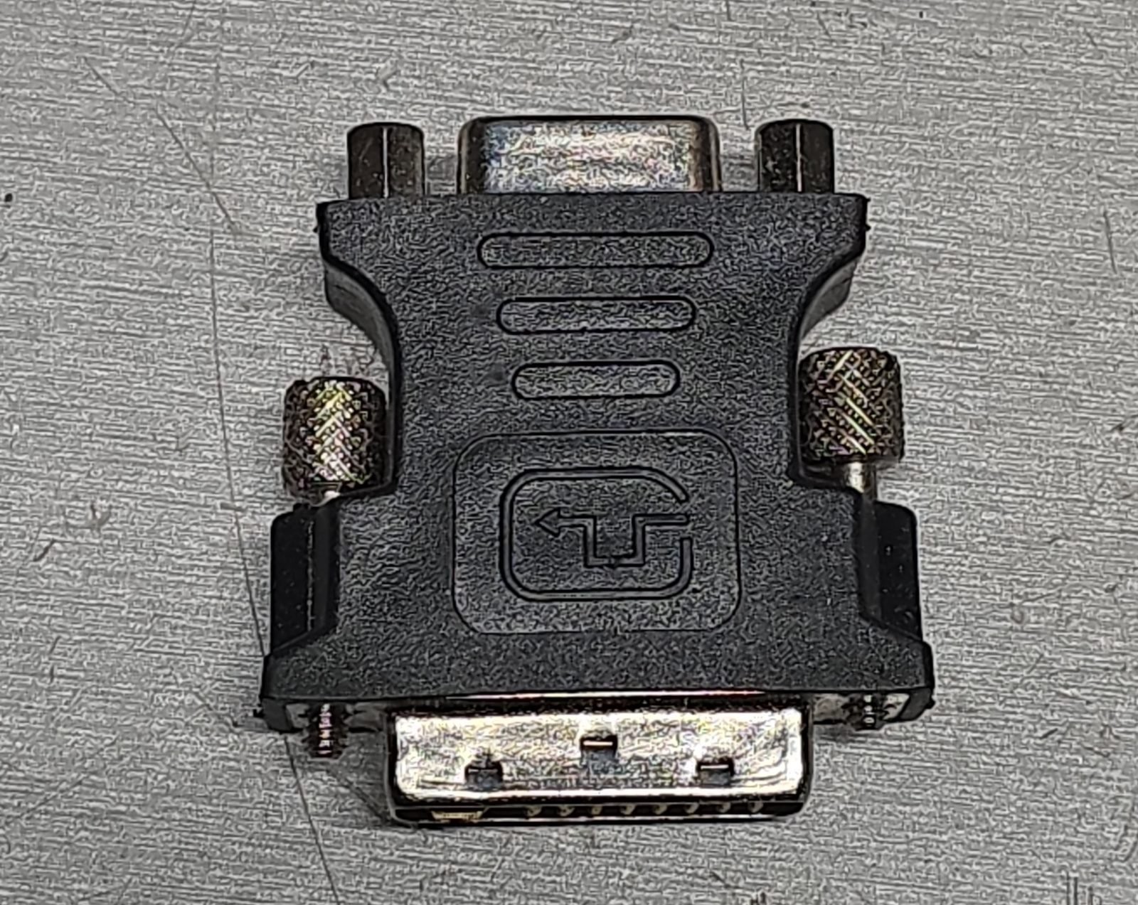 PNY DVI-I Dual Link Female to VGA HD15 Female Adapter Converter