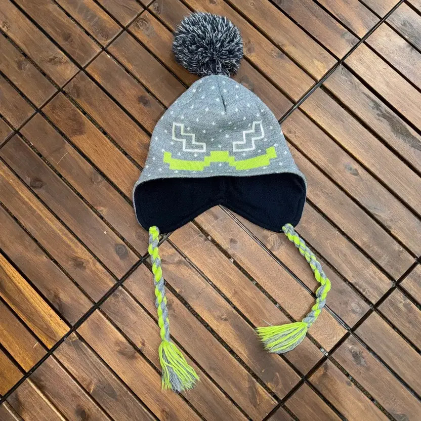 MLB New York Yankees Dot Pattern Pom Pom Beanie