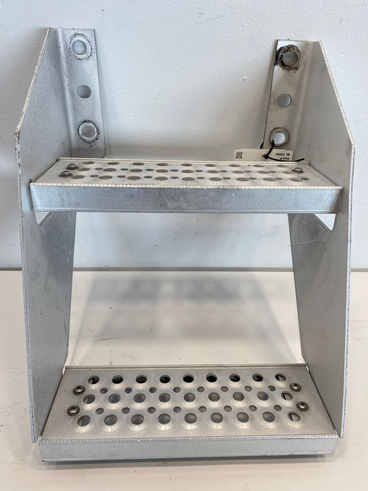 2005 Frame Step for International 9400i (722-10255)