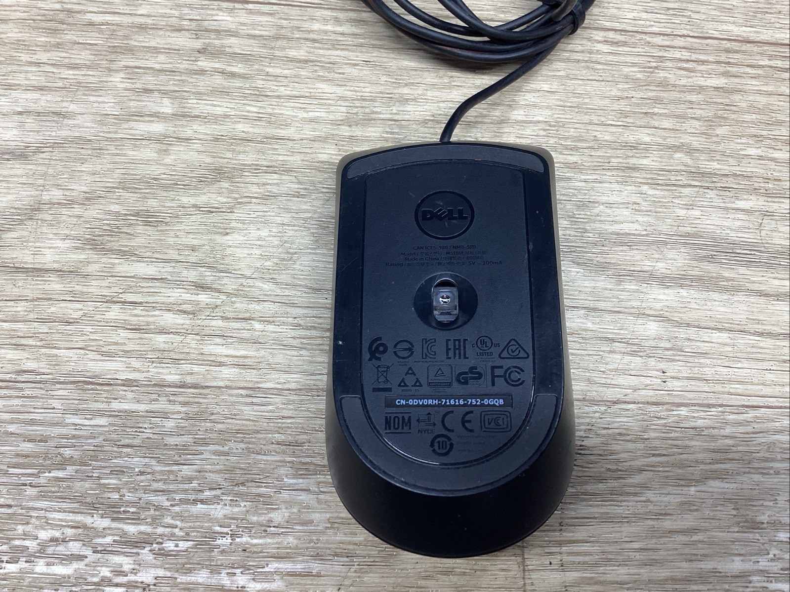 DELL COMPUTER MOUSE CN-0DV0RH-71616-752-0GQB #809L30