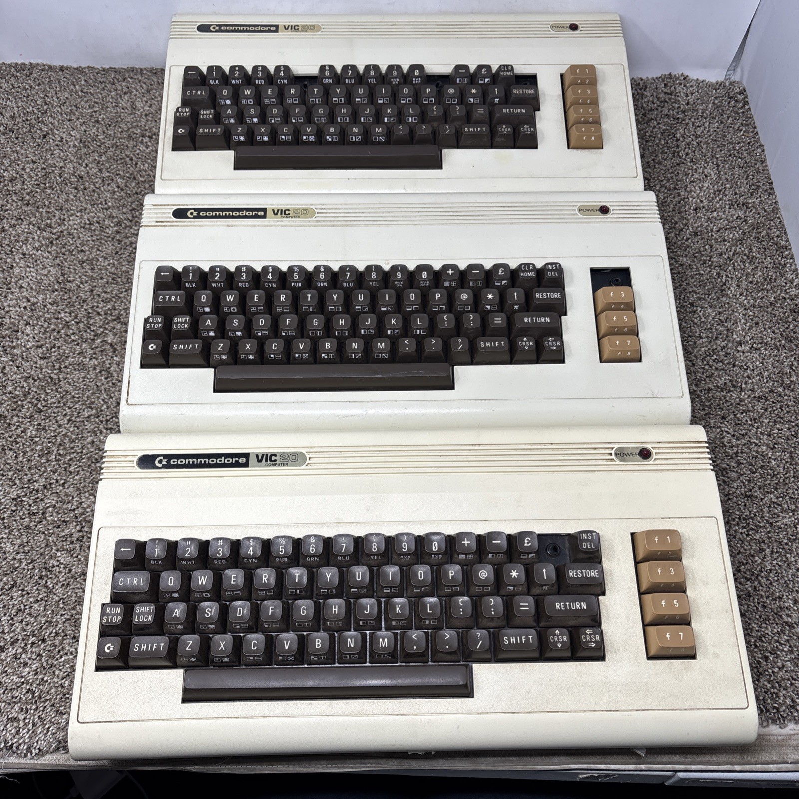 Commodore Vic 20 Vintage Computers FOR PARTS OR REPAIR LOT OF 3