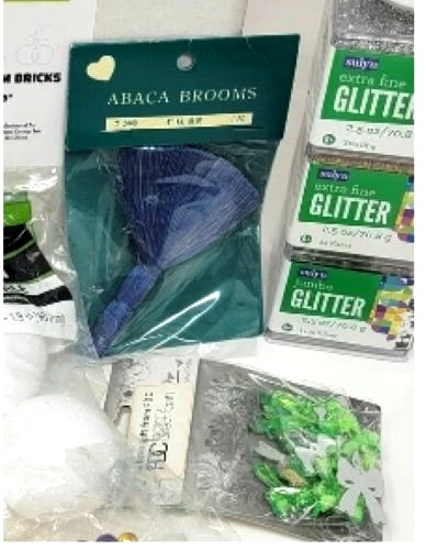 NWOT 4 Dry Floral Foam Bricks Boxed Sealed BONUS ART SUPPLIES Glitter