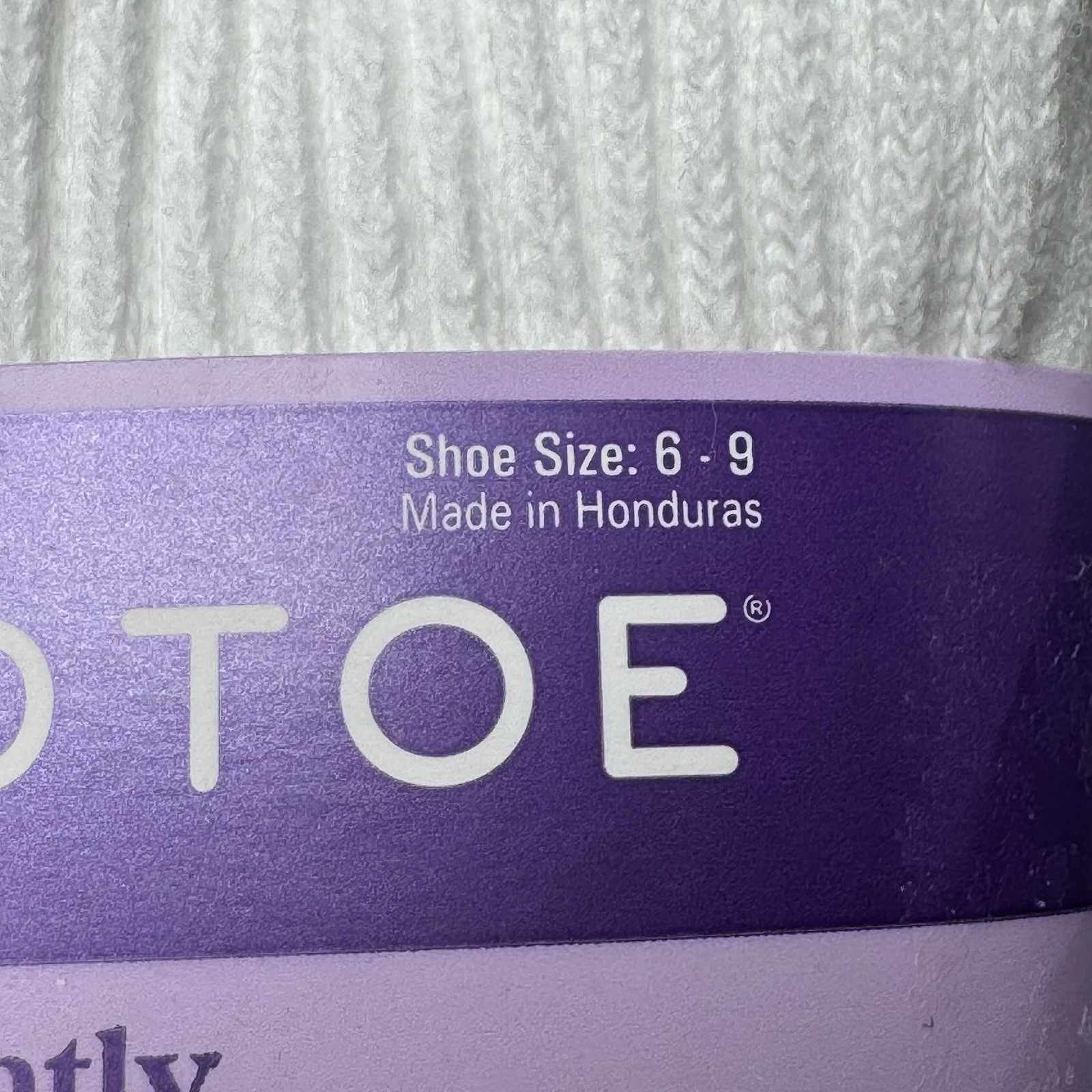 Gold Toe Womens 3 Pair Slightly Imperfect Solid White Crew Socks Shoe 6-9