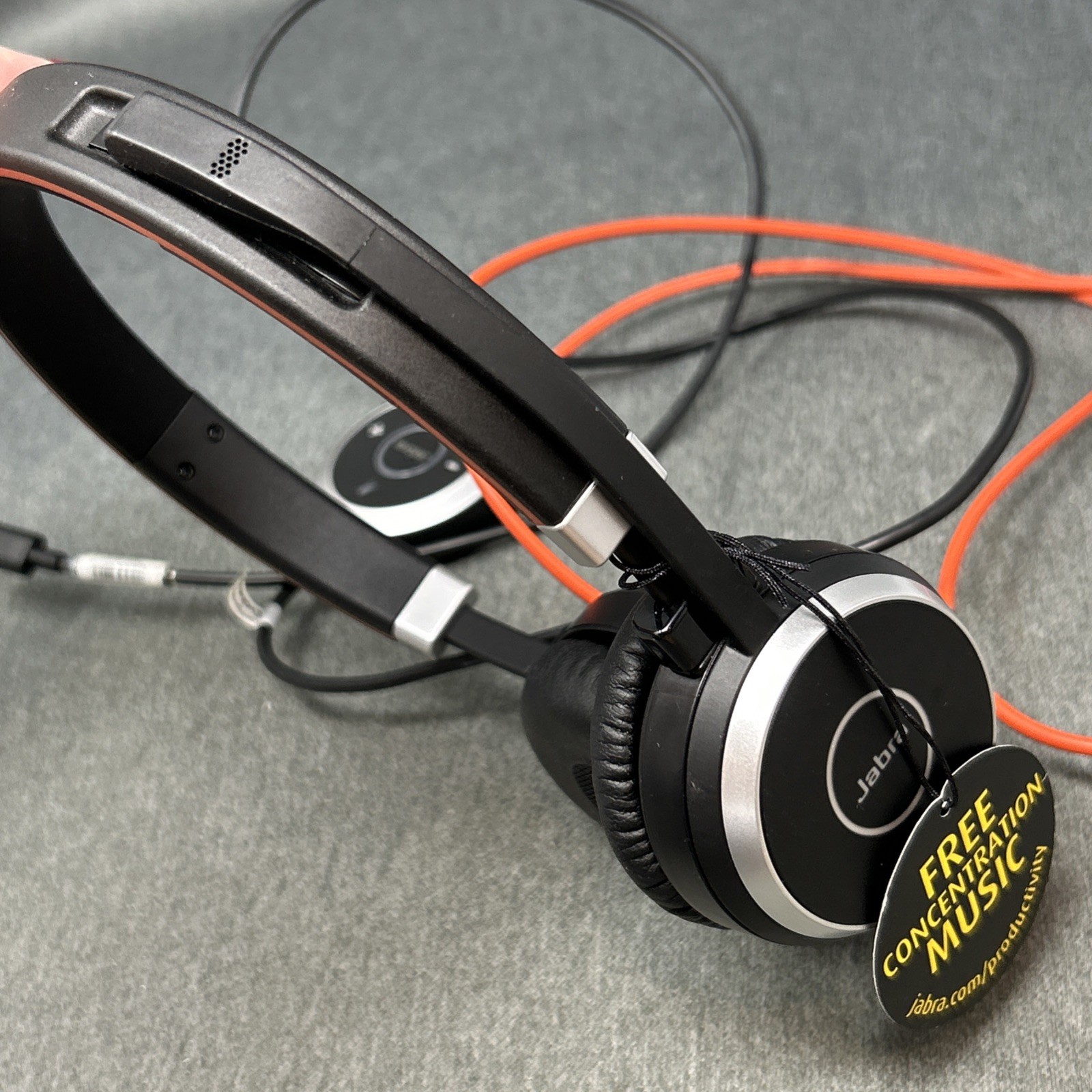JABRA Evolve 40 Stereo Wired Headset USB-A Inline Controller Neoprene Case Black