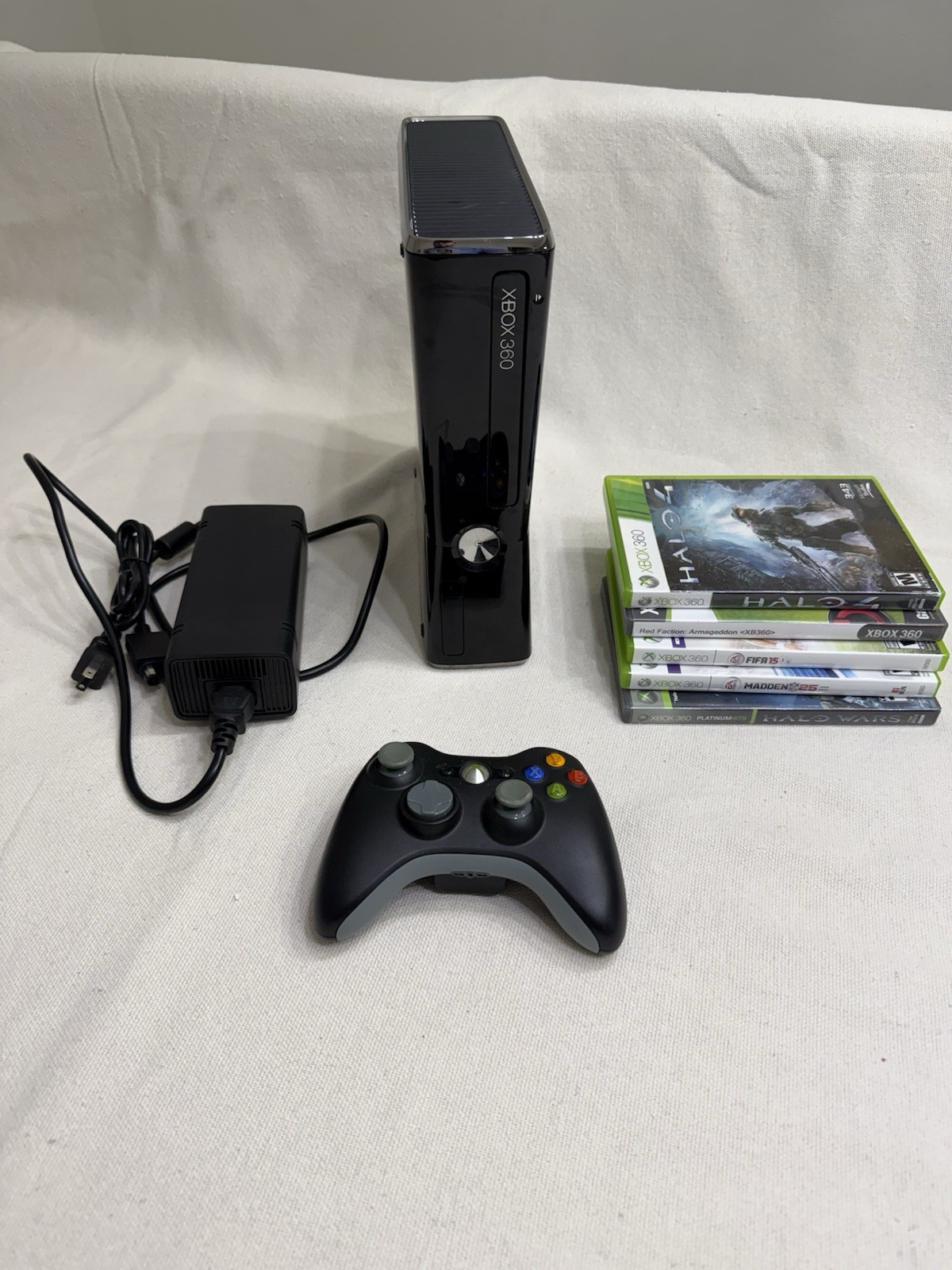 Xbox 360 Slim Black 250GB Console Tested Working Controller - 5 GAMES