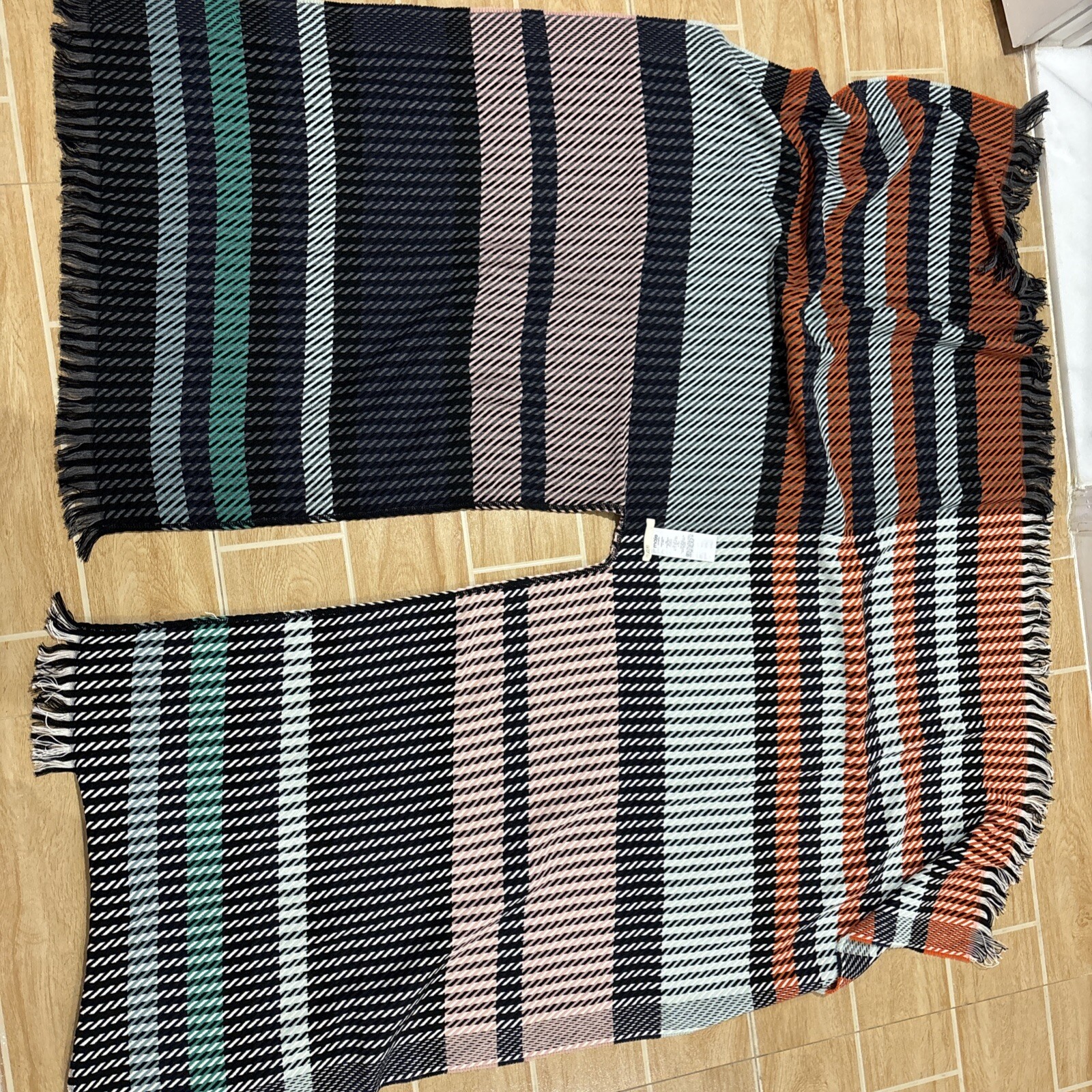 Maje shawl 105631