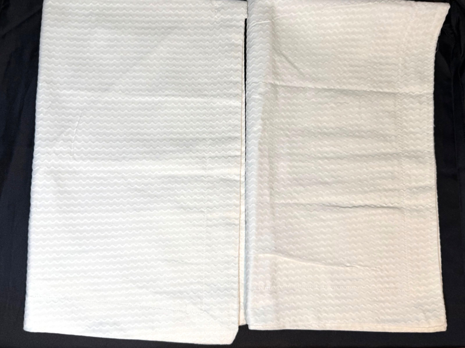 Premium White Waffle Weave Pillowcases Set Of 2 Soft Cotton Breathable 39"Lx23"W