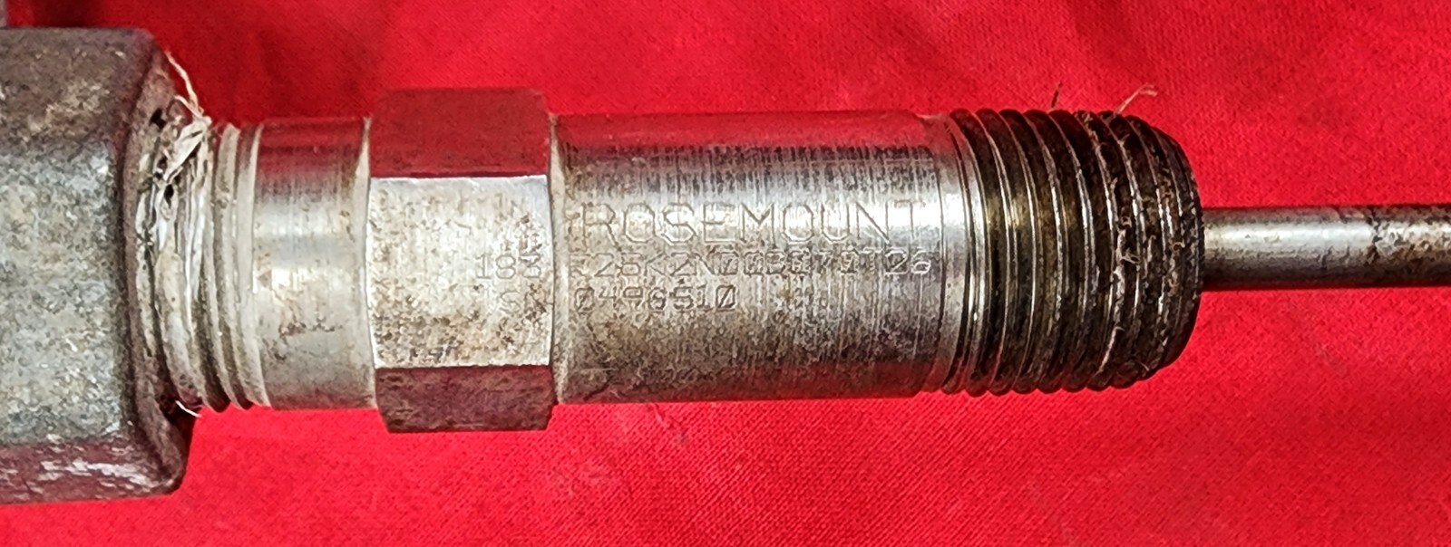 ROSEMOUNT CONNECTION HEAD AND TE1006 THERMOCOUPLE PROBE