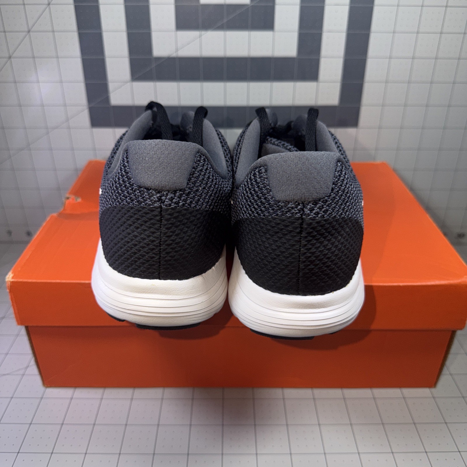 Nike Revolution 3 Men’s Sizes Grey White Black New W/ Box 819300001 Free Ship