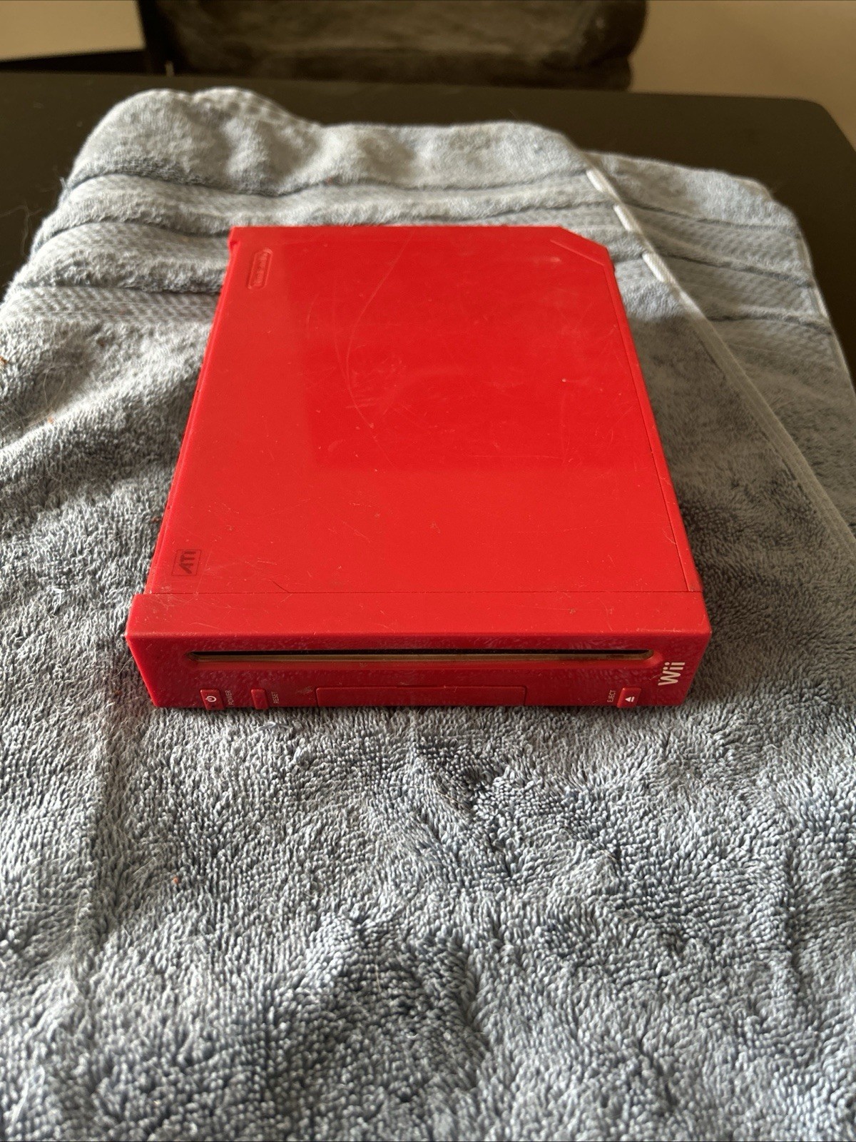 Nintendo Wii Red Console Only 25th Anniversary Edition. Untested. Read Disc.