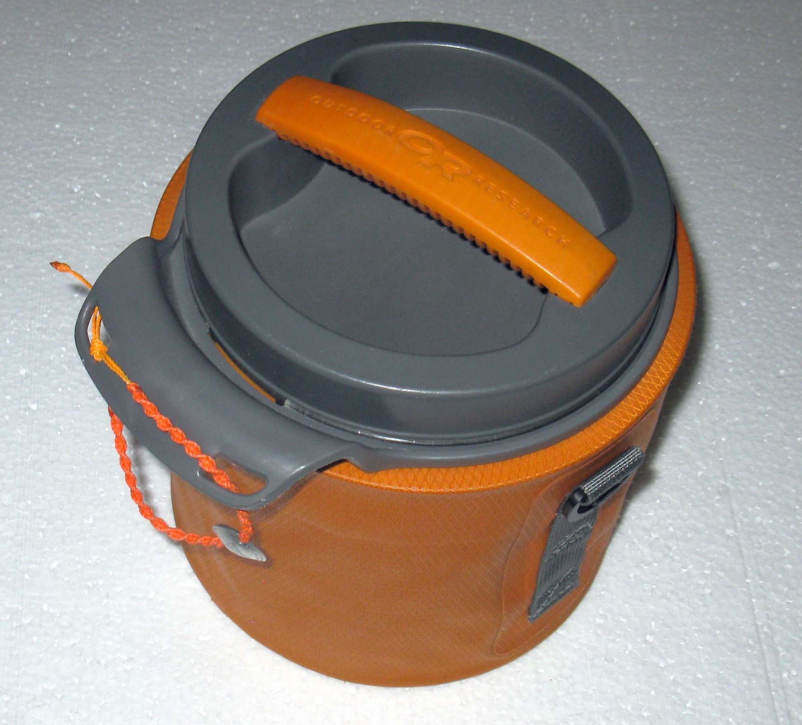 Outdoor Research Water-resistant Orange Container Capsule  Rafting Camping 8x7"