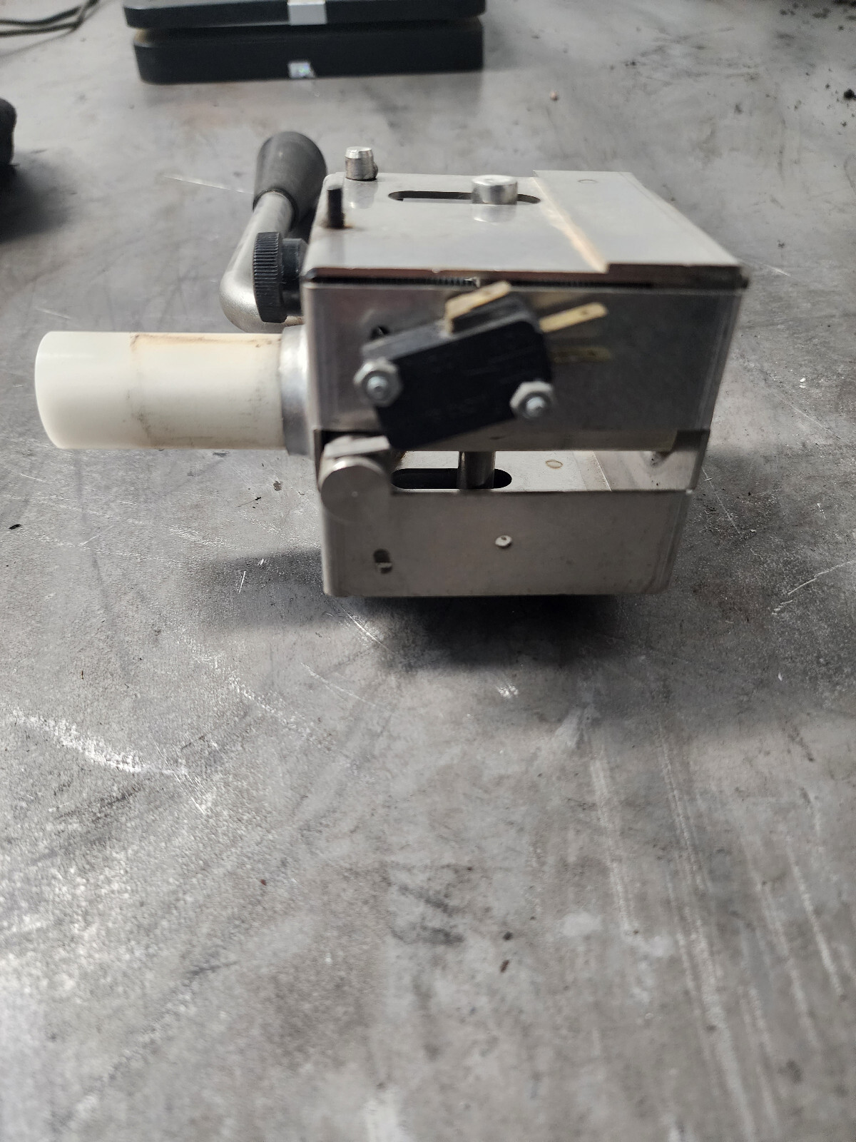 STOELTING SOFT SERVE MACHINE DRAW SPIGOT HANDLE ASSEMBLY 2187812