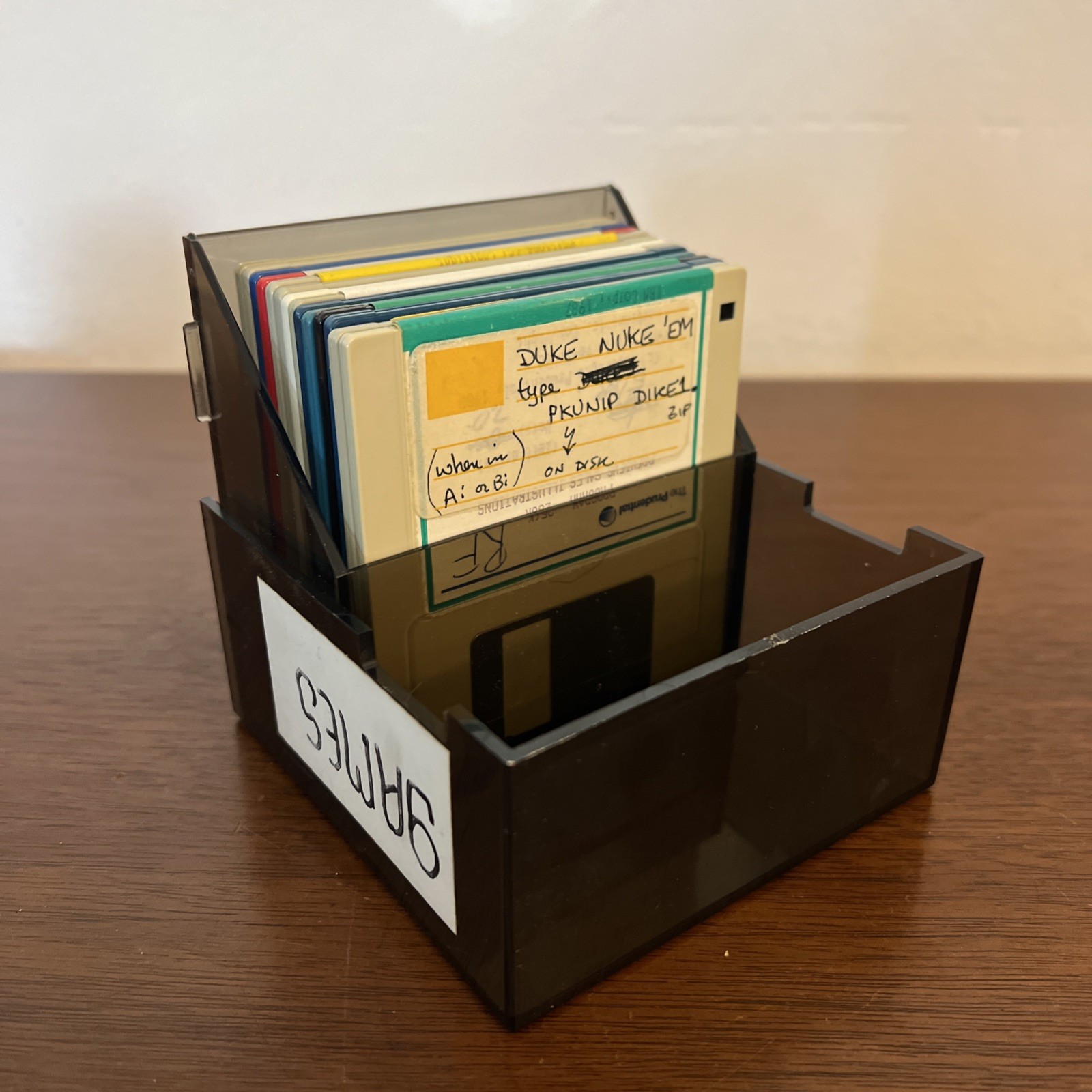 Vintage floppy disk games 14 SEE PHOTOS